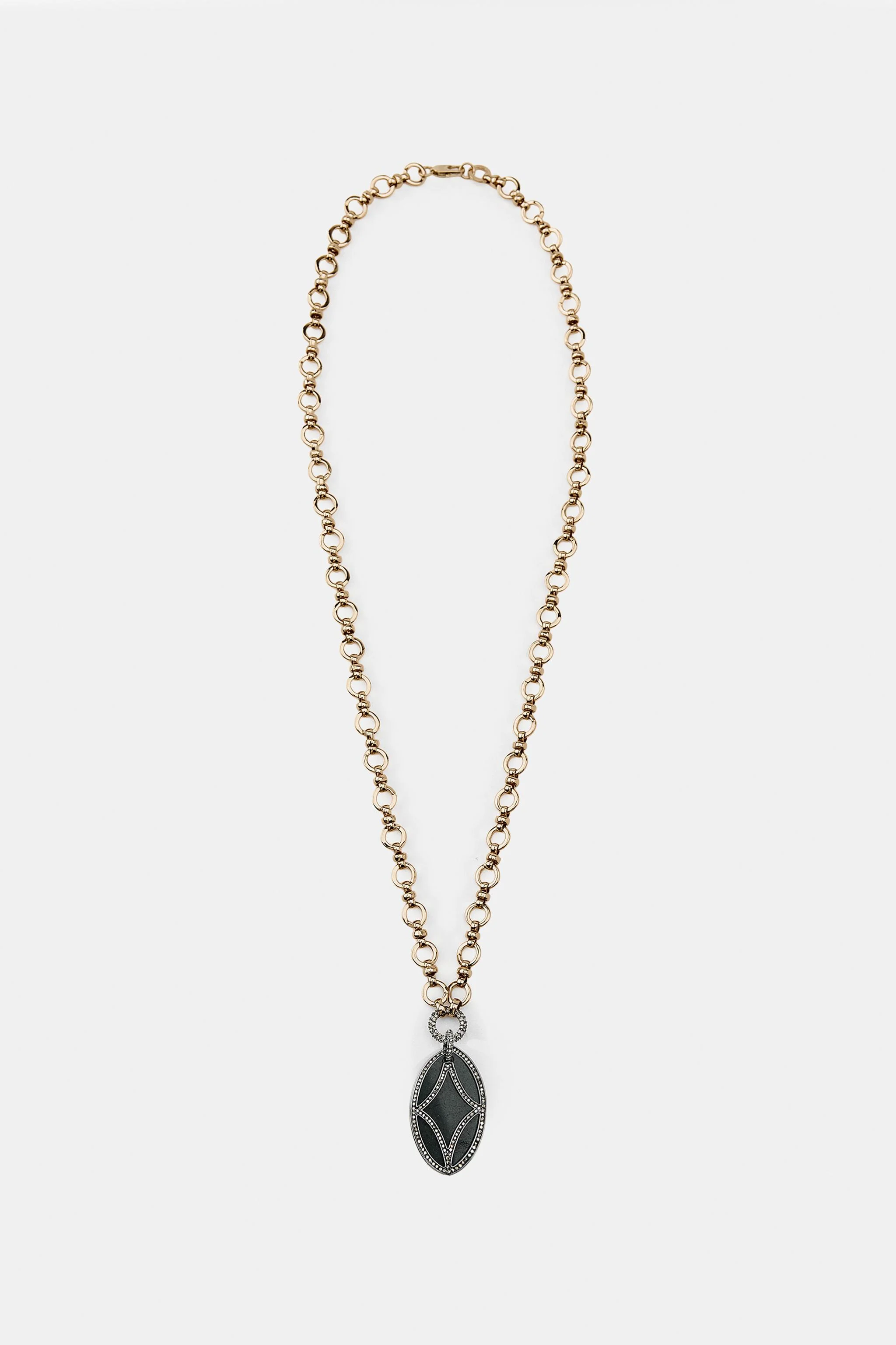 گردنبند حلقه و سنگ با تزئینات درخشان گردنبند حلقه و سنگ با تزئینات درخشان