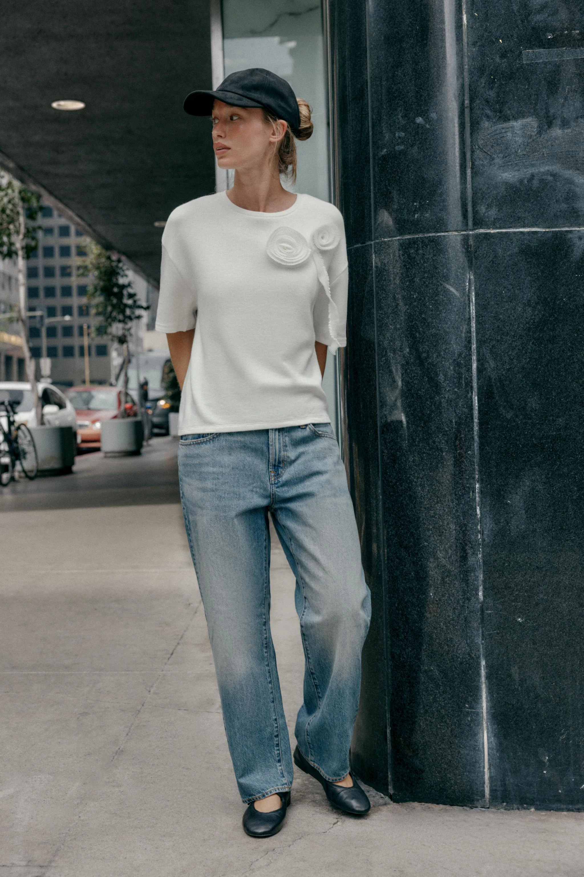 تی شرت طرح گل نرم