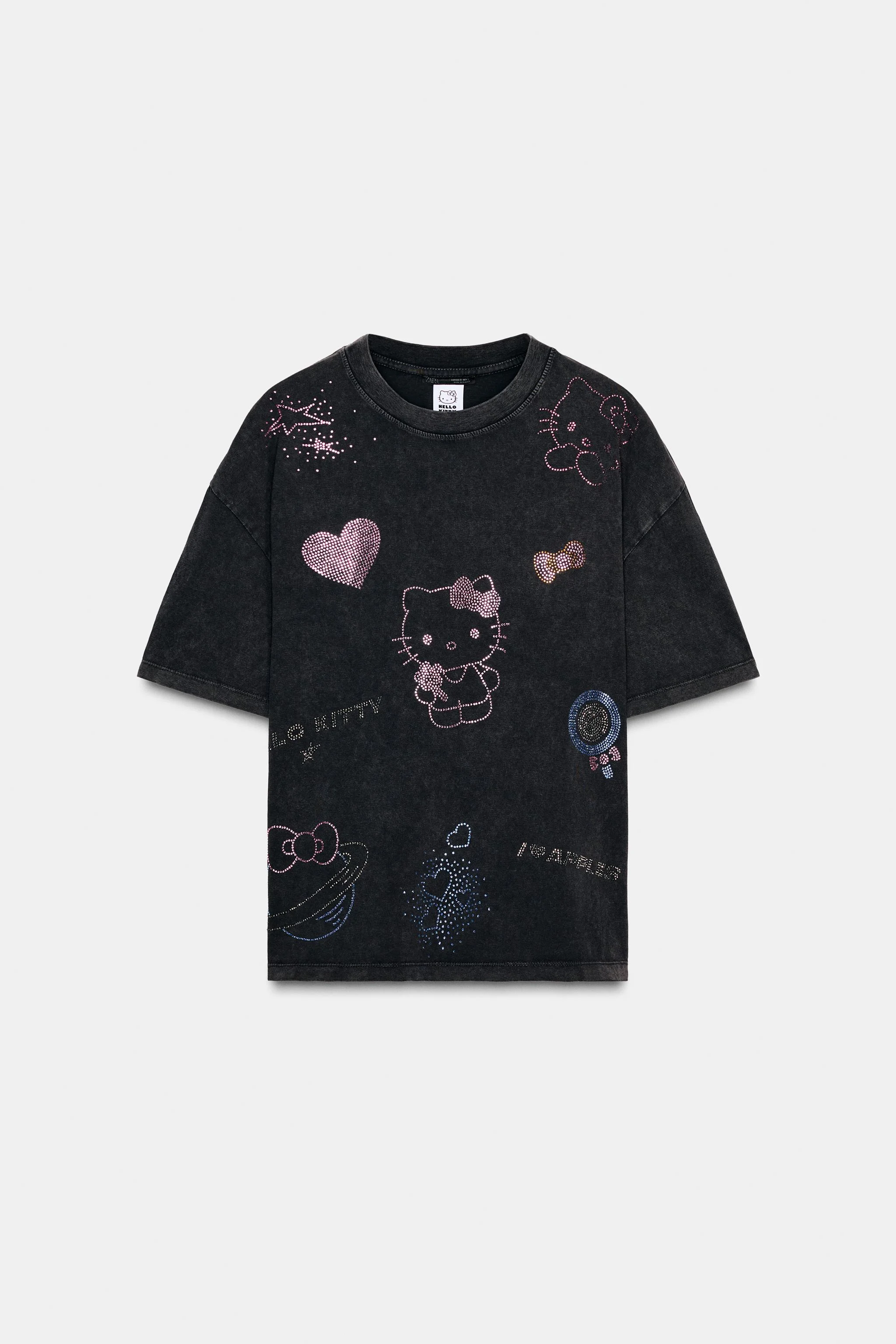 تی‌شرت HELLO KITTY © 2025 SANRIO