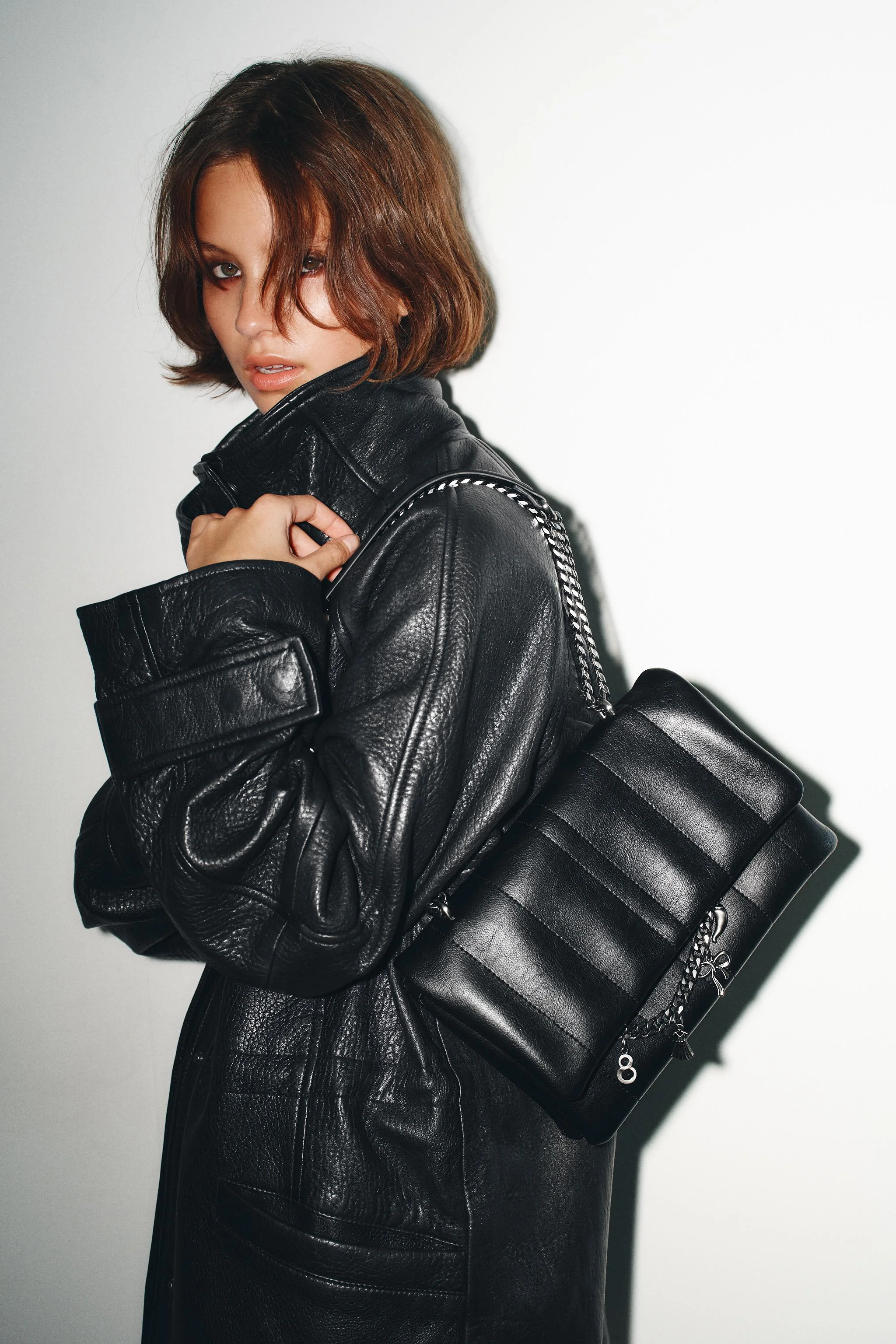 کیف رودوشی طرح دار با آویز