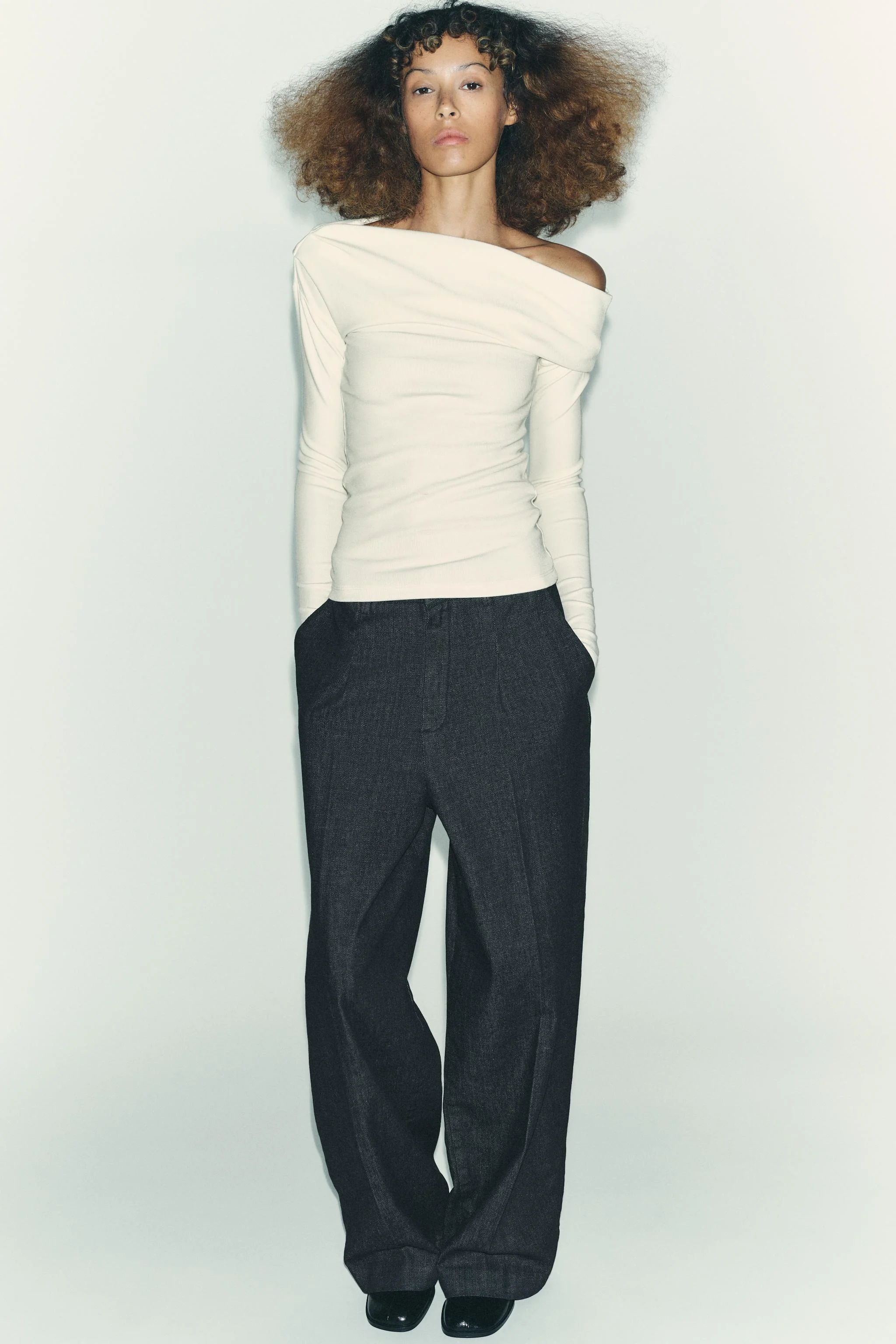 تی شرت نرم نامتقارن