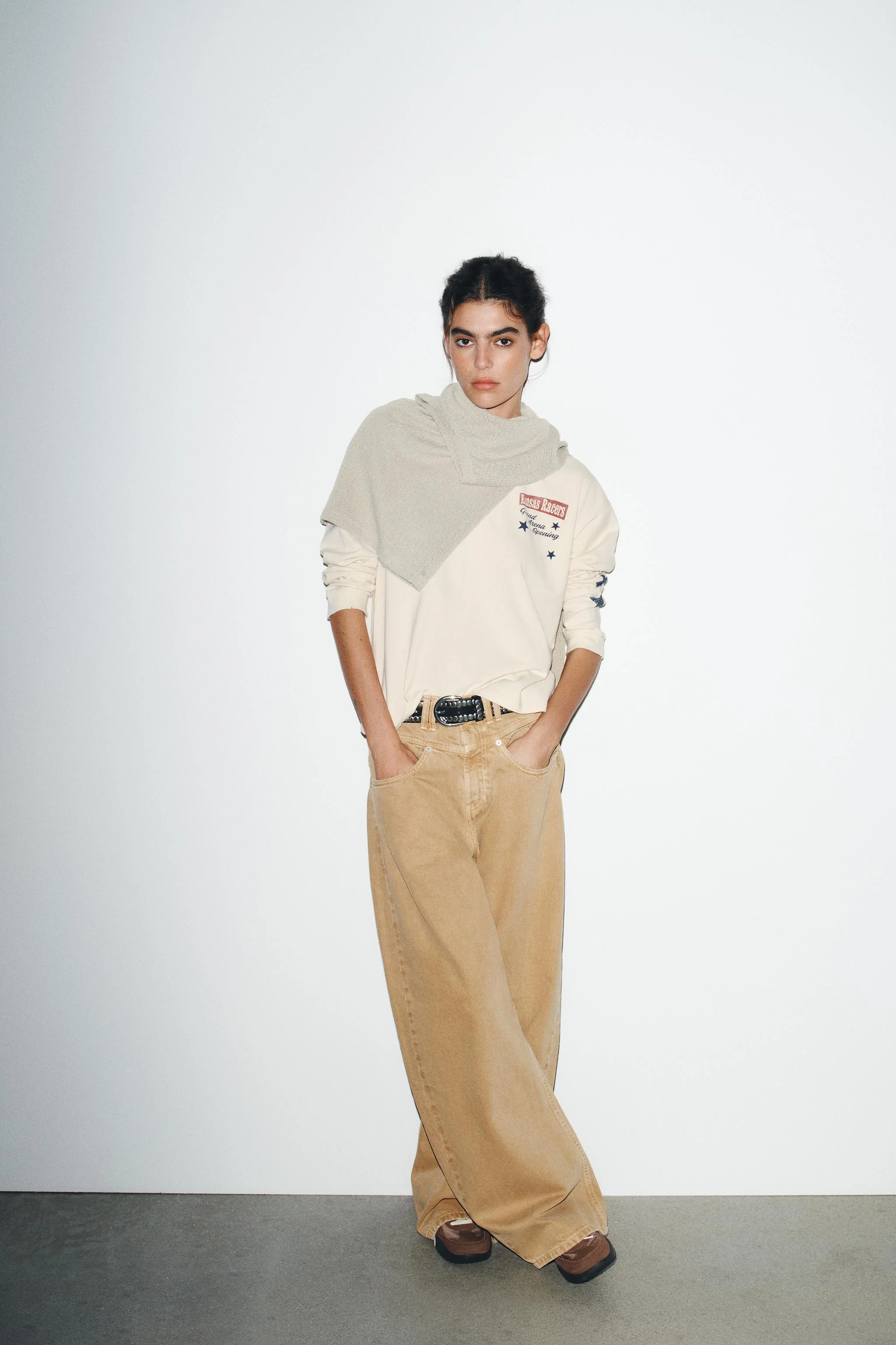 تی شرت نخی طرح دار