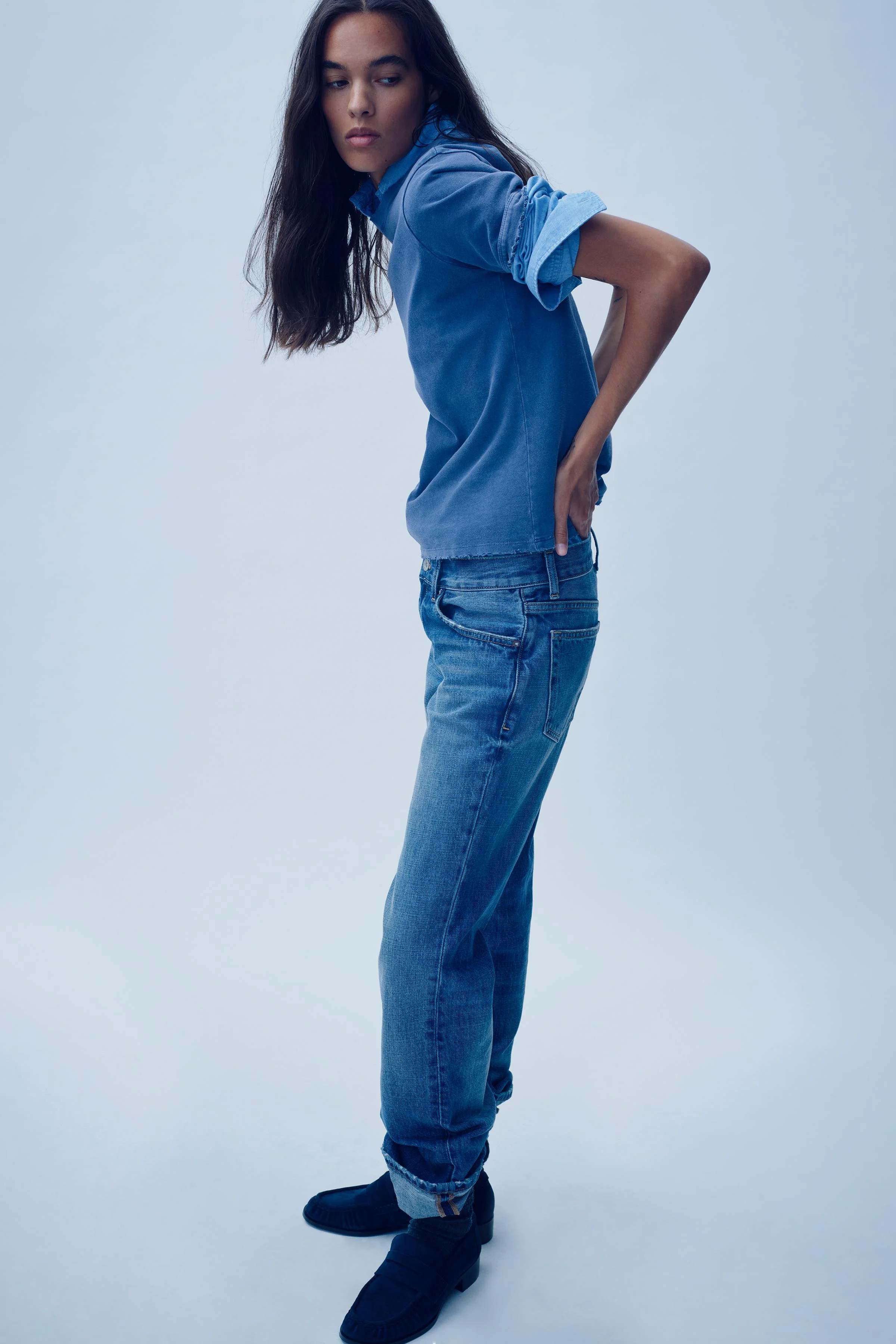 تی‌شرت کهنه نما و پاره