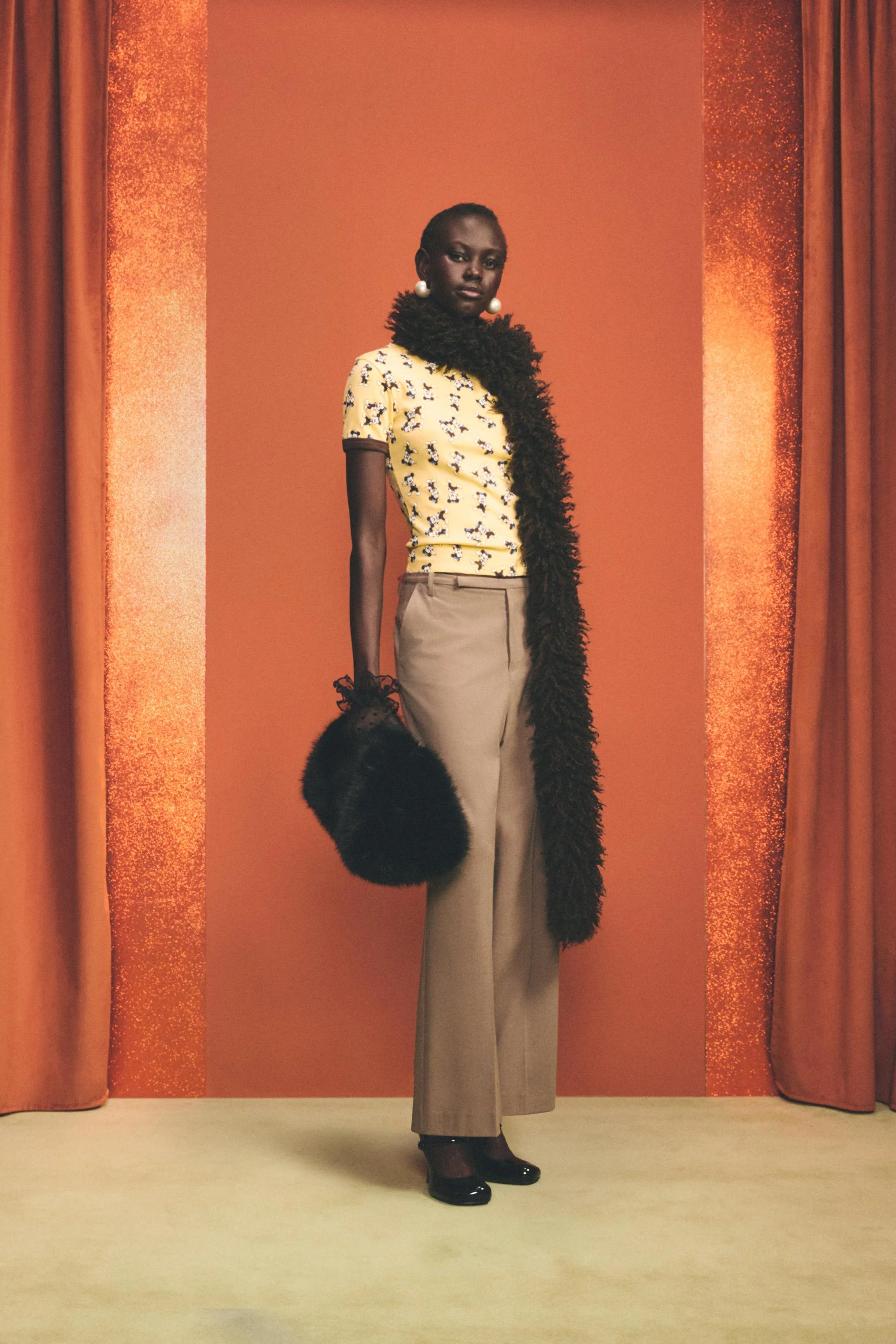 تی شرت طرح دار دیزنی با همکاری هری لمبرت برای زارا