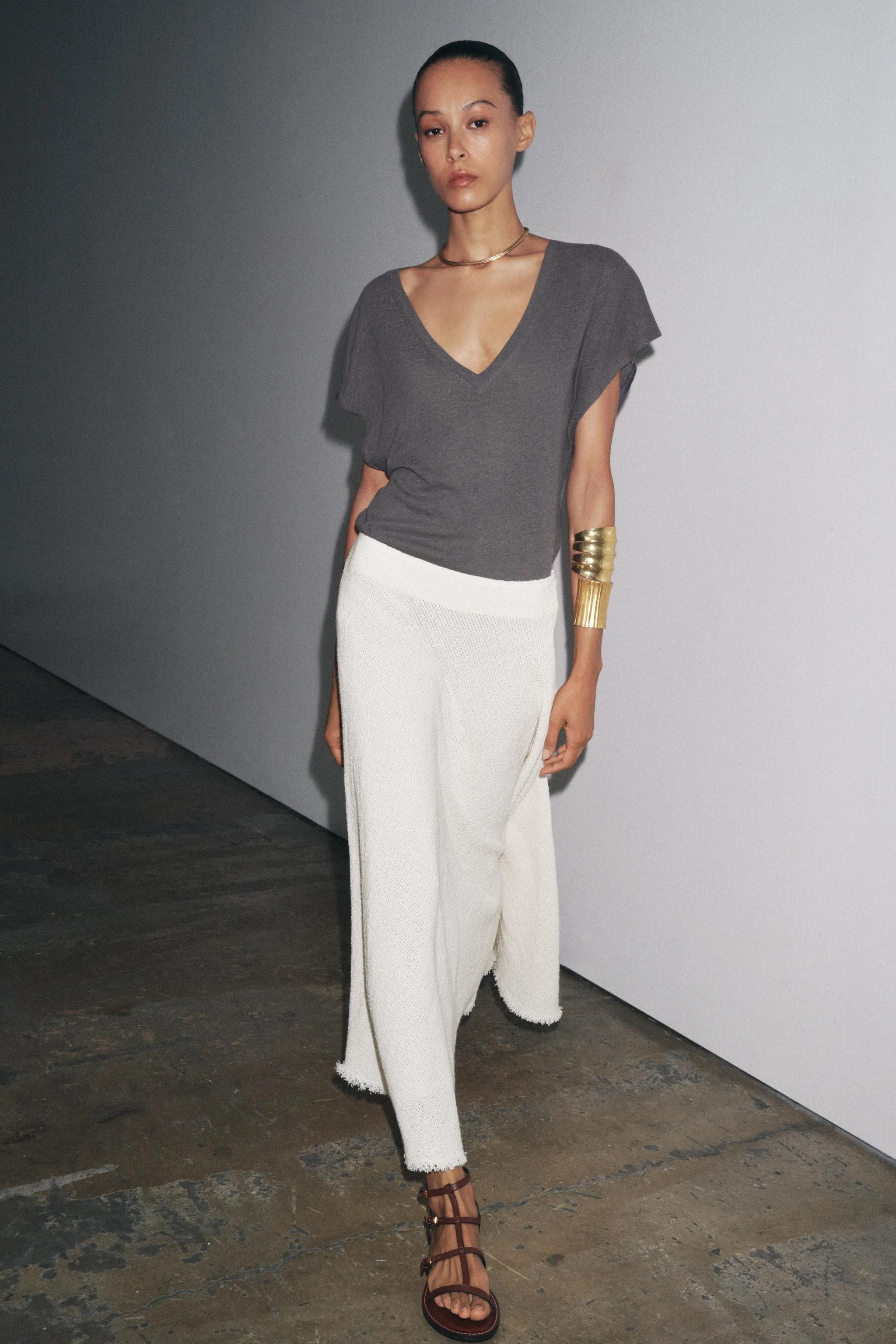 تی شرت بافتنی ترکیبی پنبه و کتان