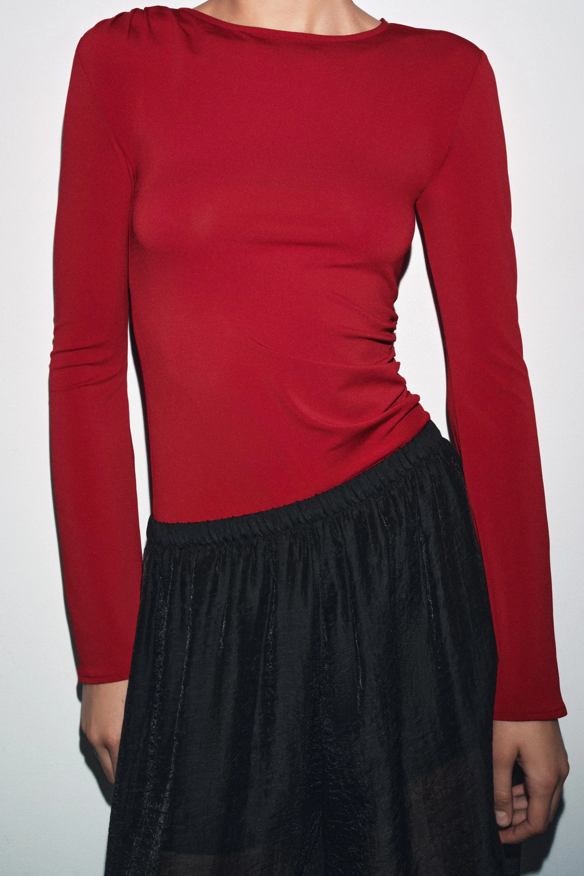 تی شرت آستین بلند چین دار