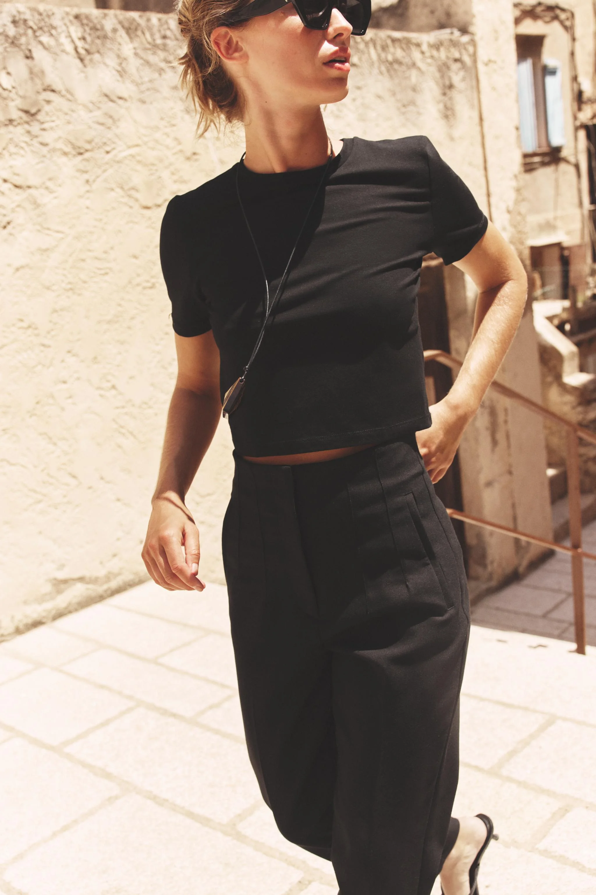 تی‌شرت کوتاه کشی