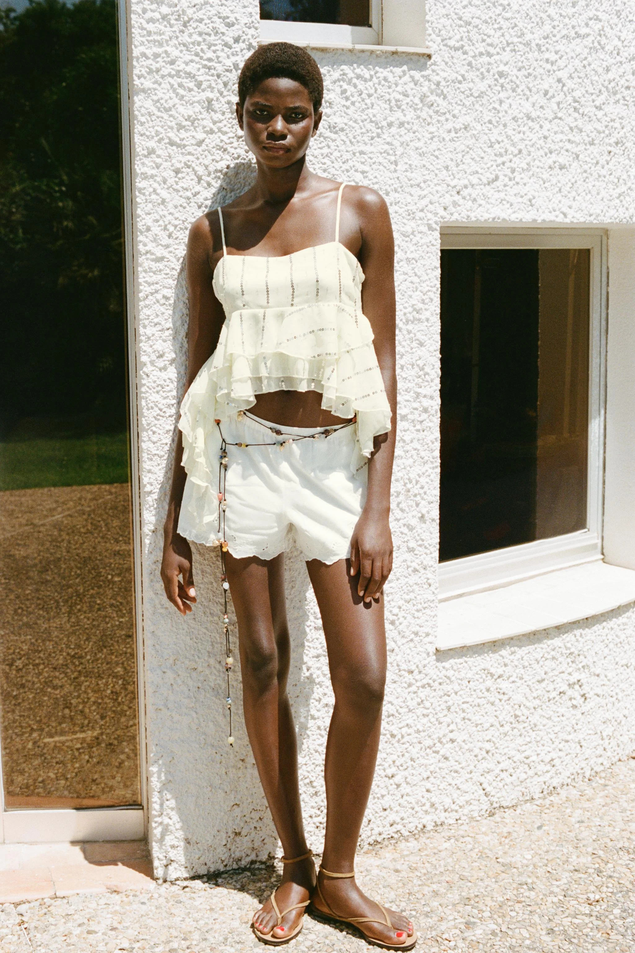 صندل تخت از جنس جیر با تزیینات