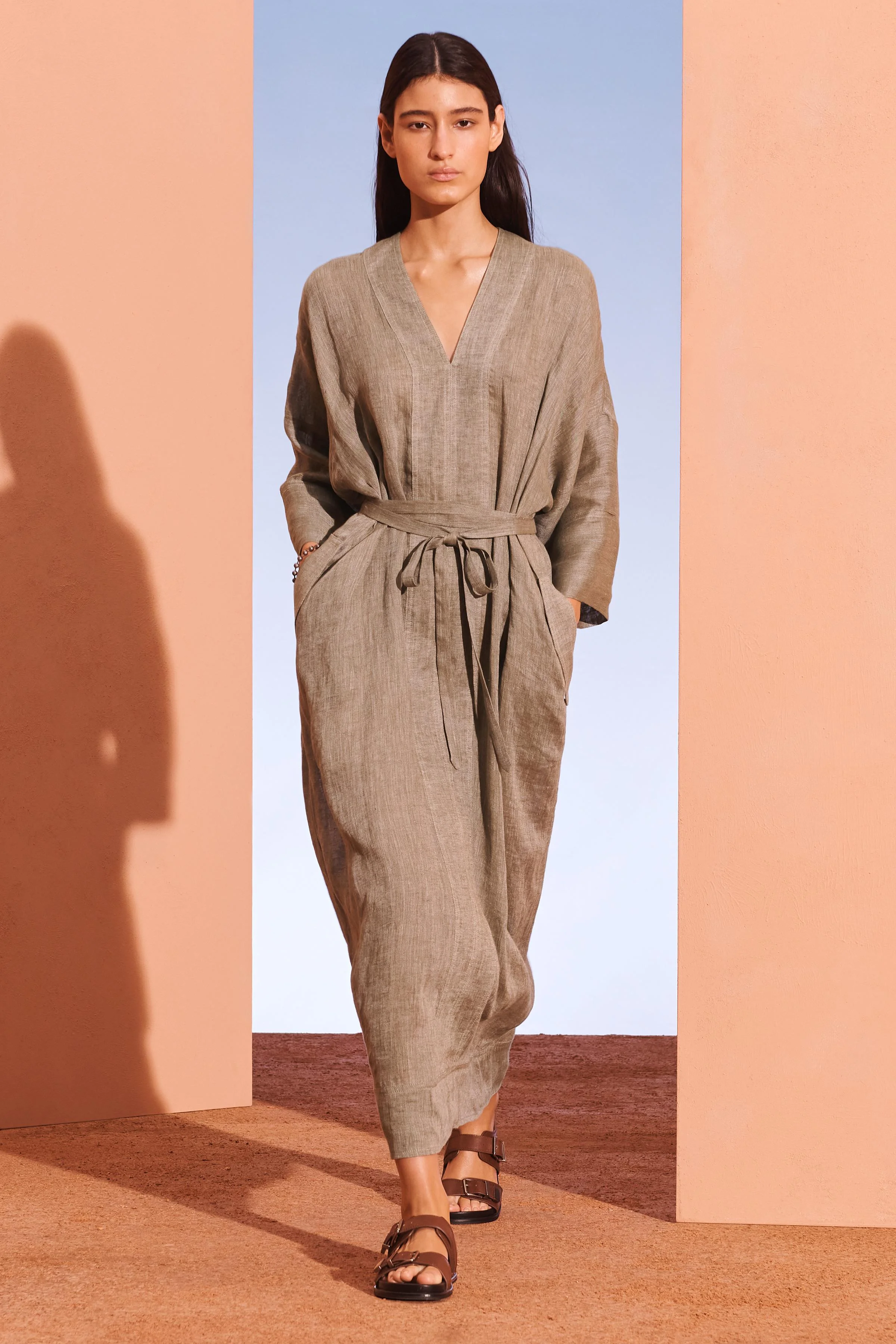 صندل های پشتی دار چرمی