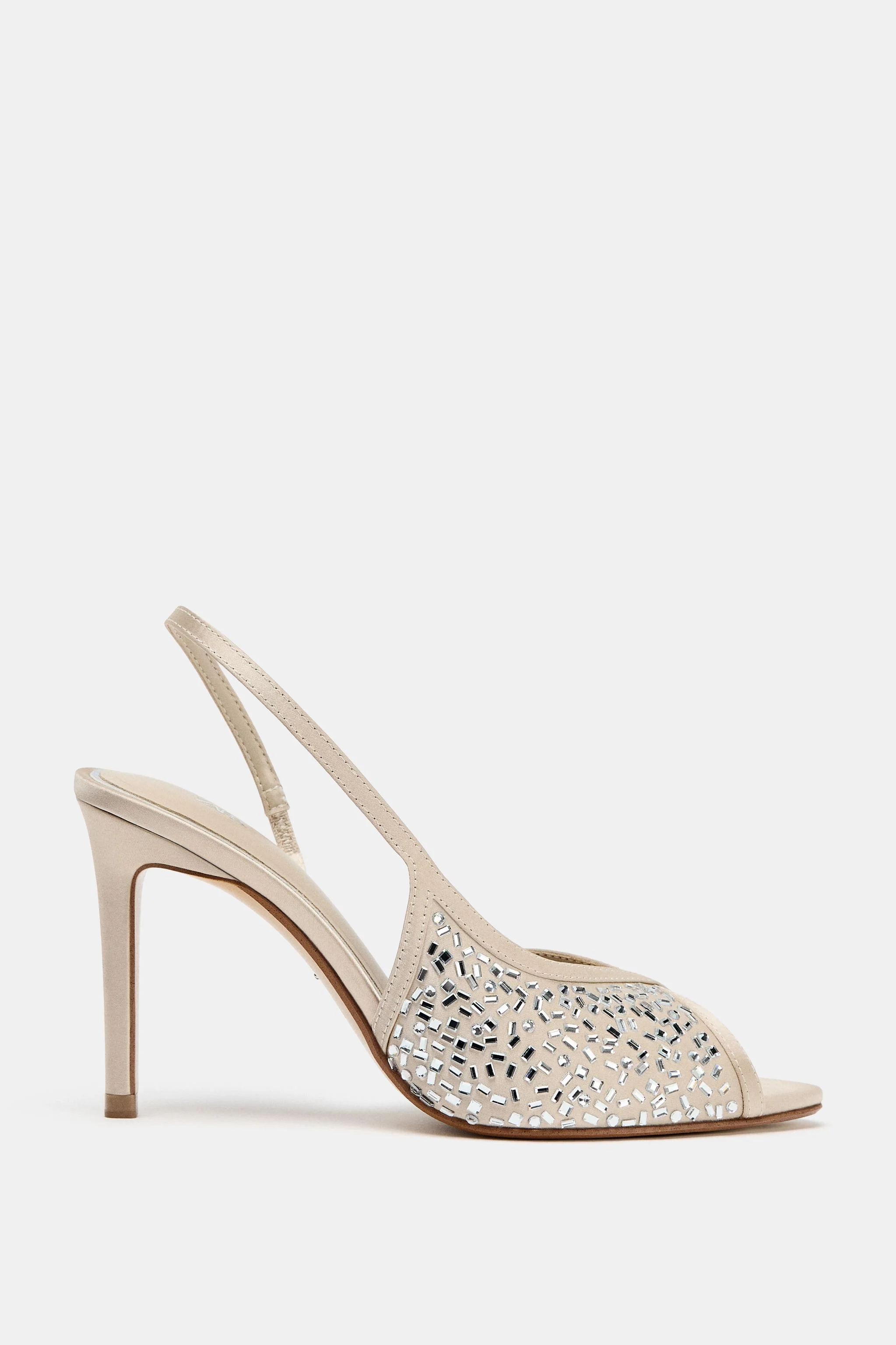 صندل های پاشنه دار تزیینی