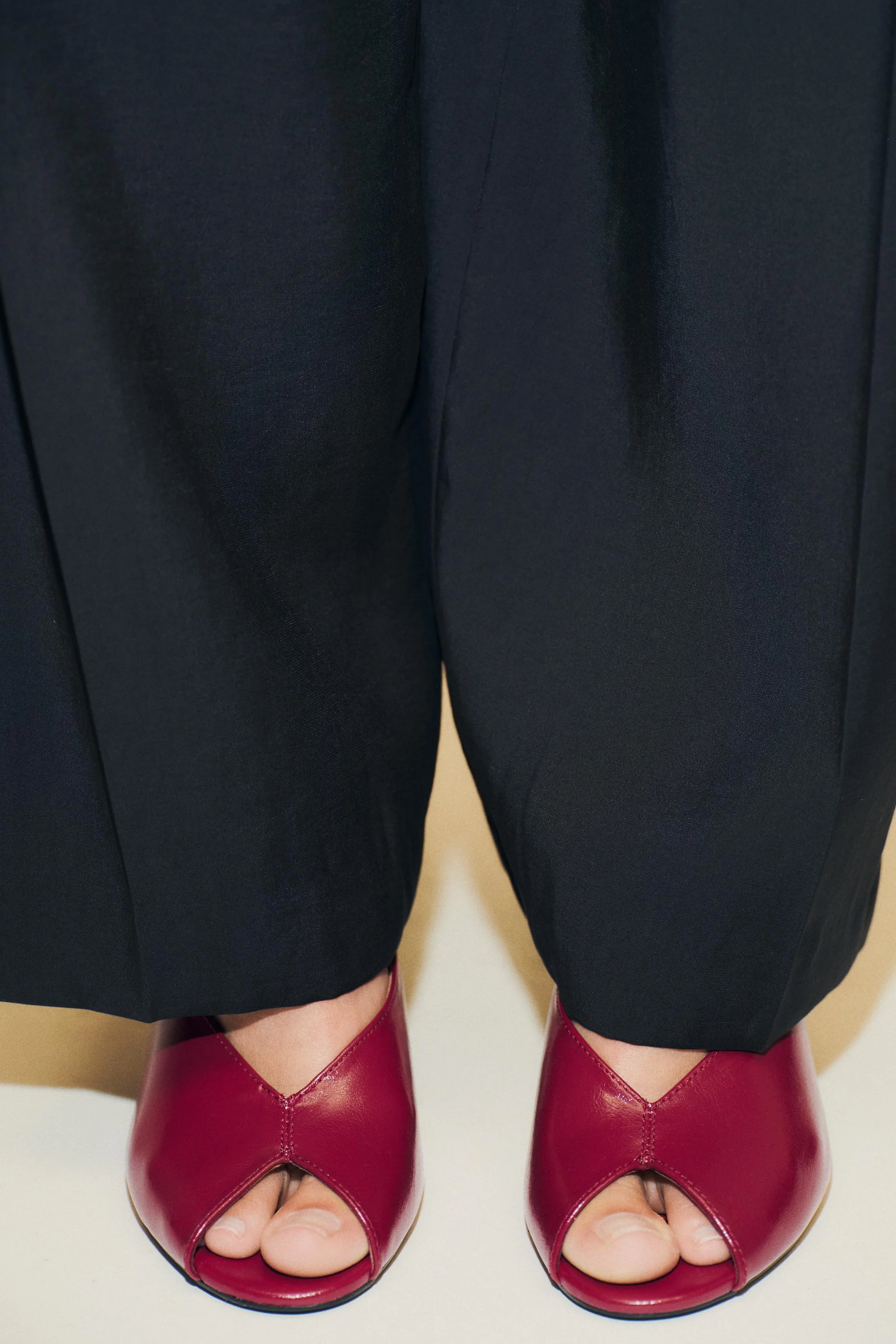 صندل های جلوباز