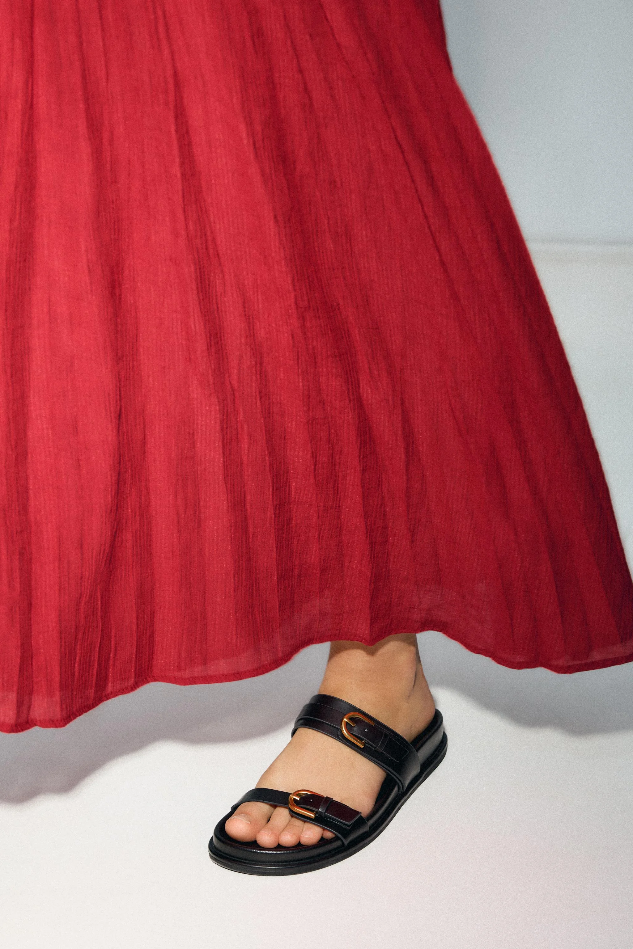 صندل تخت سگک دار