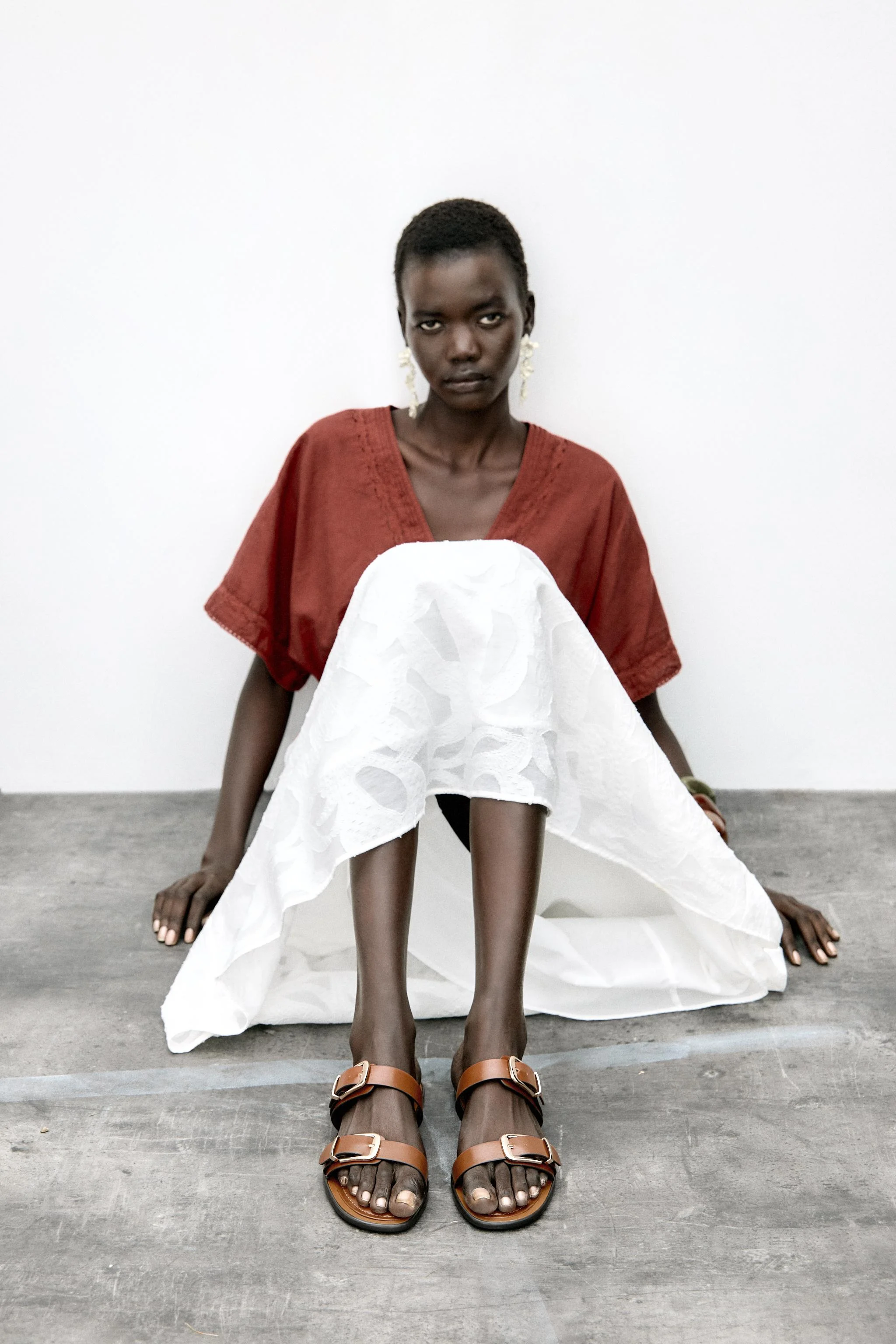 صندل تخت سگک دار با دو بند