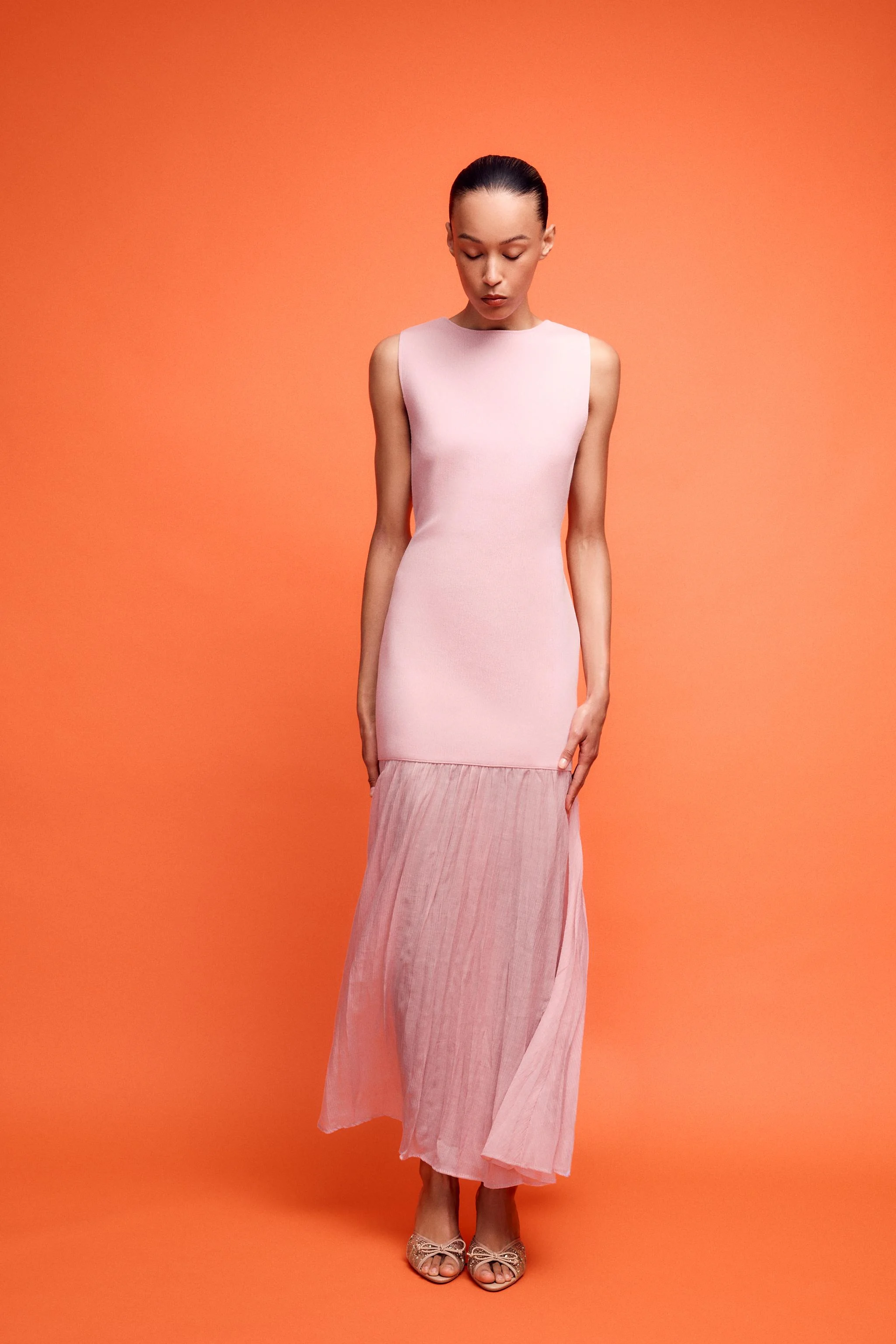 صندل های پاشنه دار توری با نگین