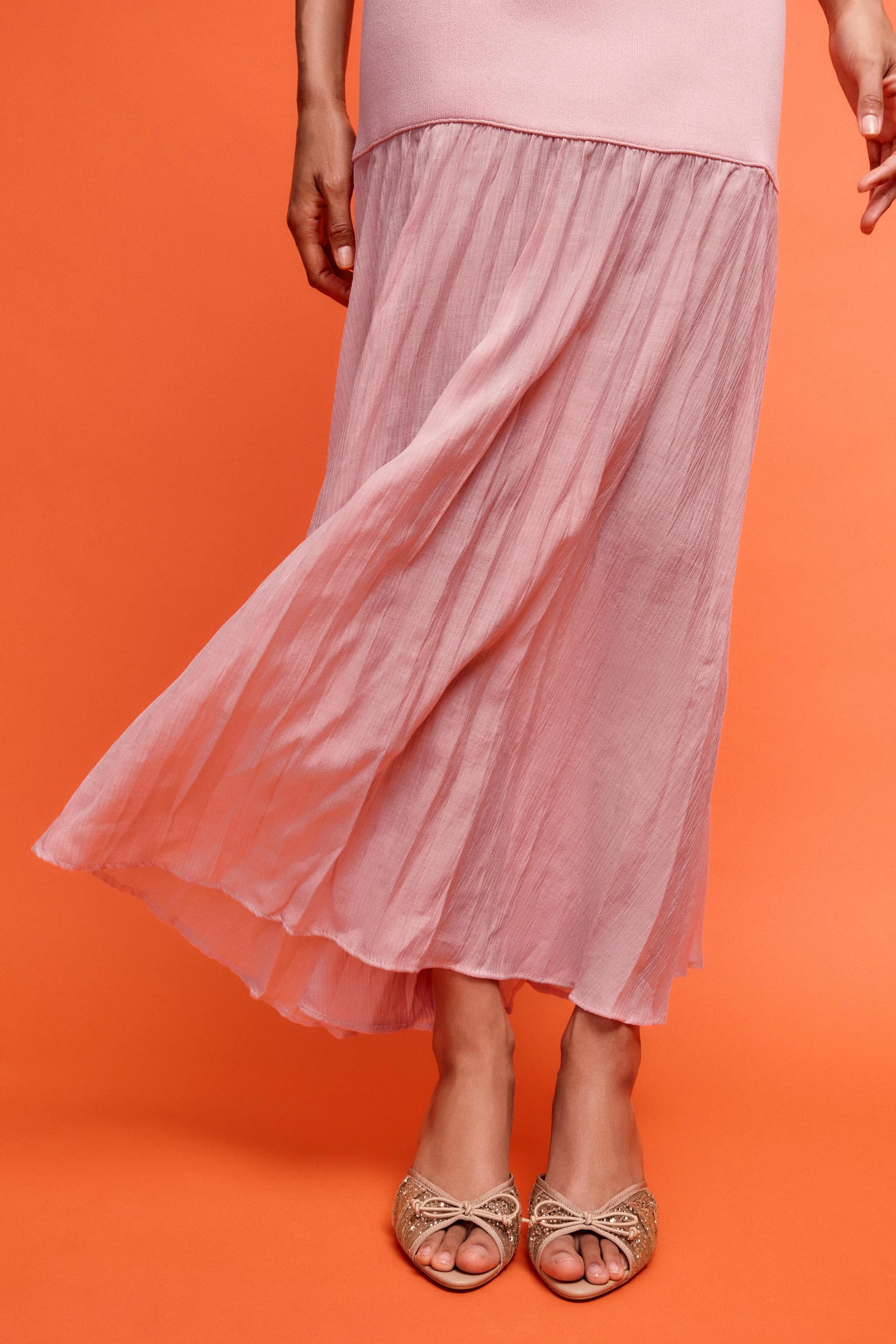 صندل های پاشنه دار توری با نگین