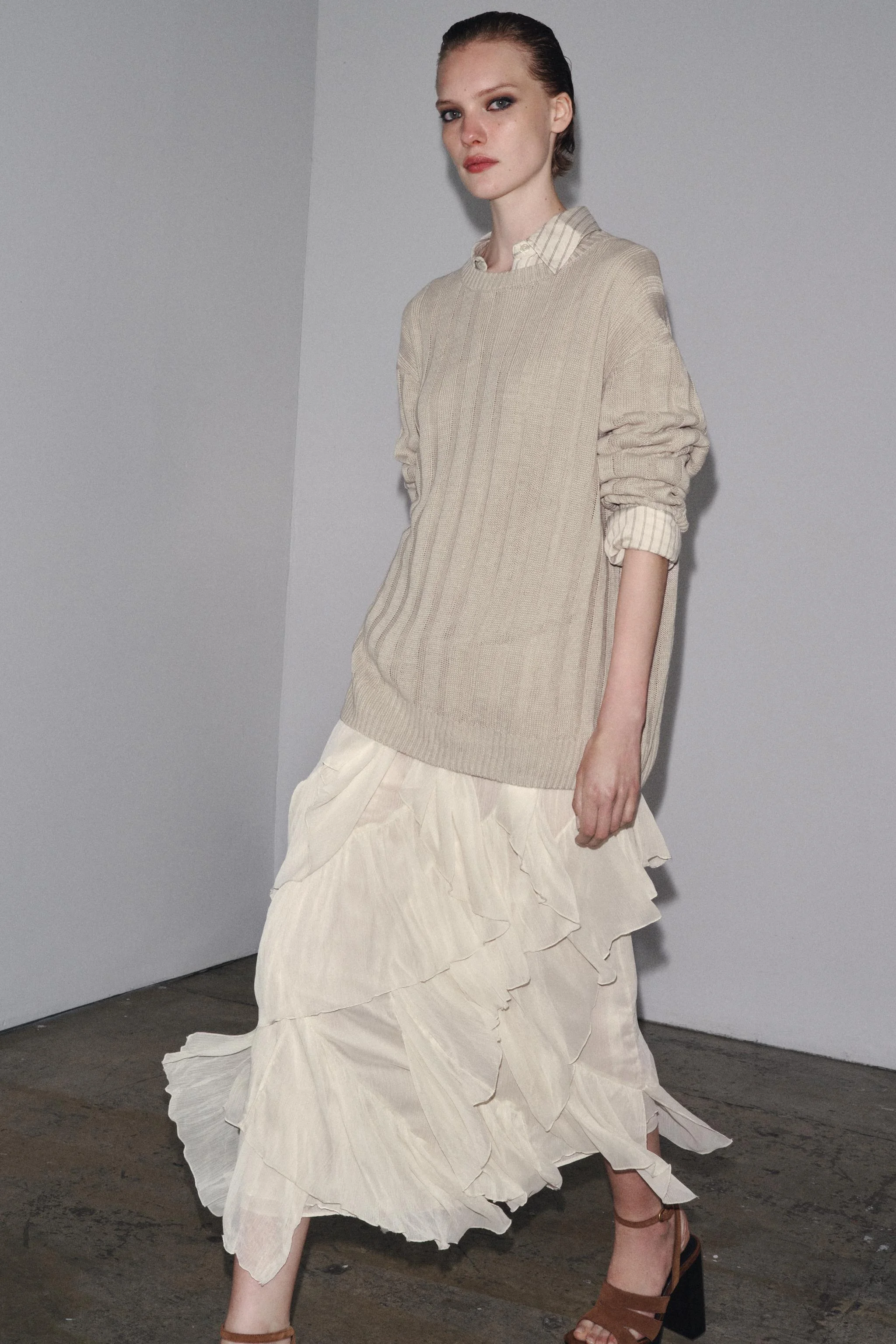 صندل پاشنه بلند از جنس جیر