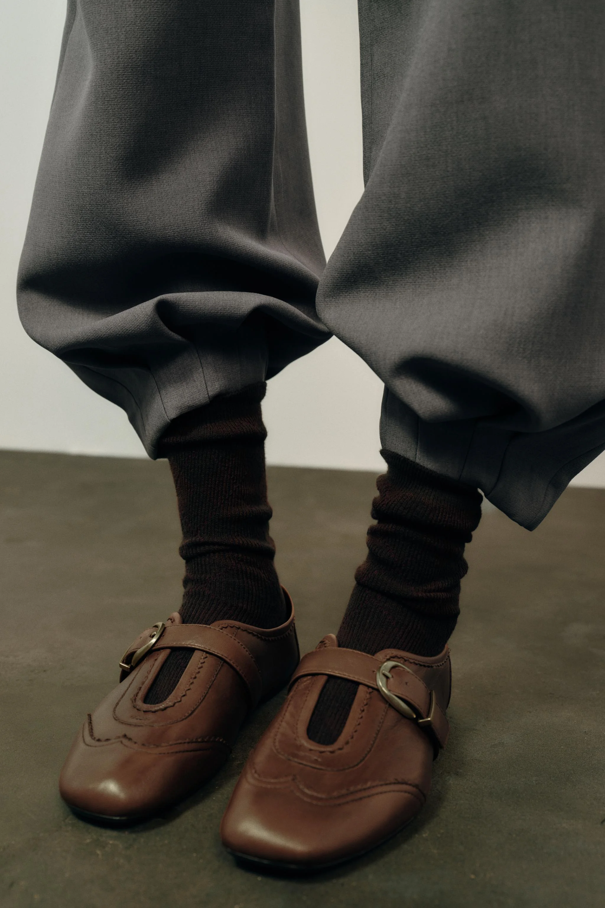 کفش باله چرم طرح بروژ کفش باله چرم طرح بروژ