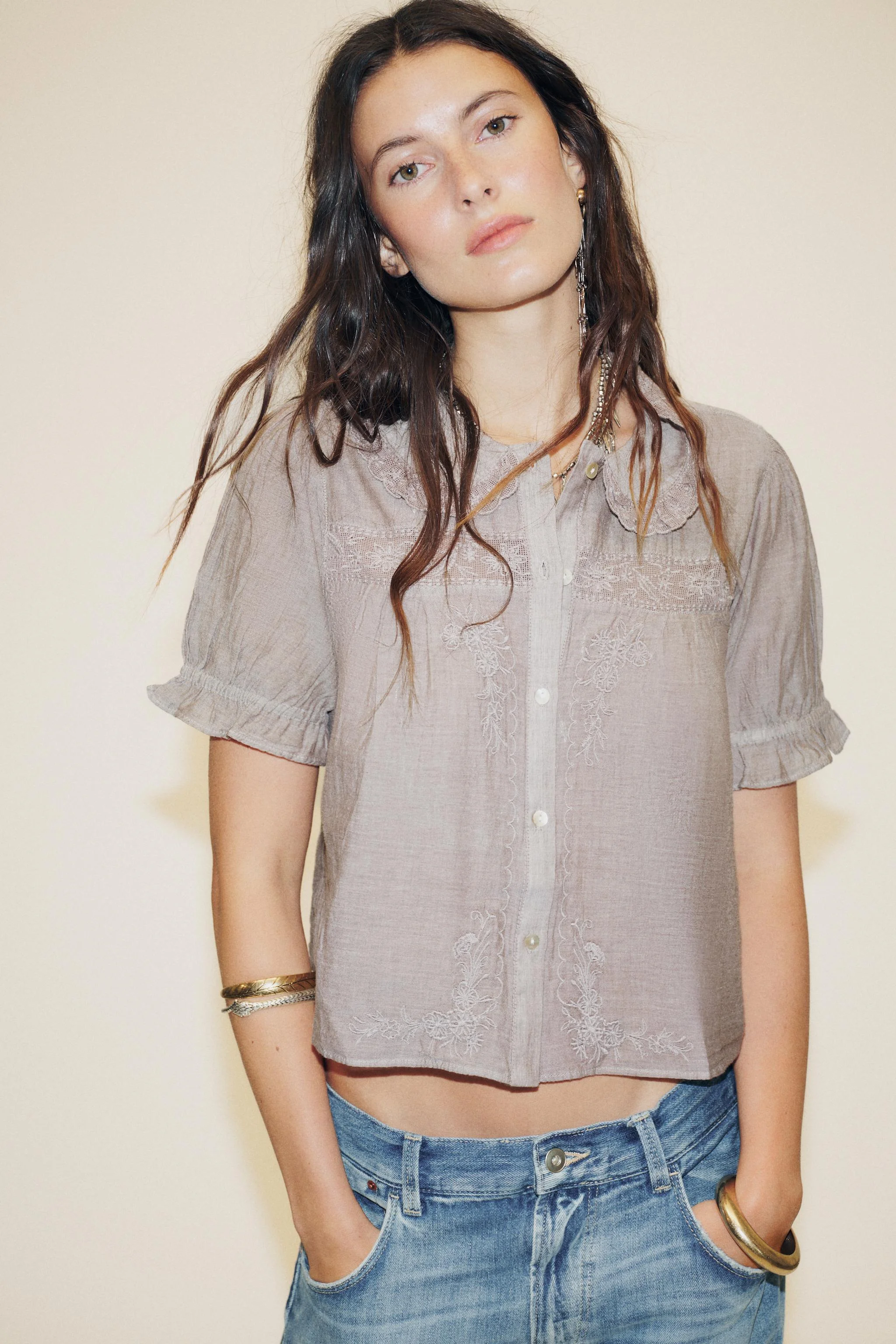 پیراهن گلدوزی شده با یقه پیتر پن