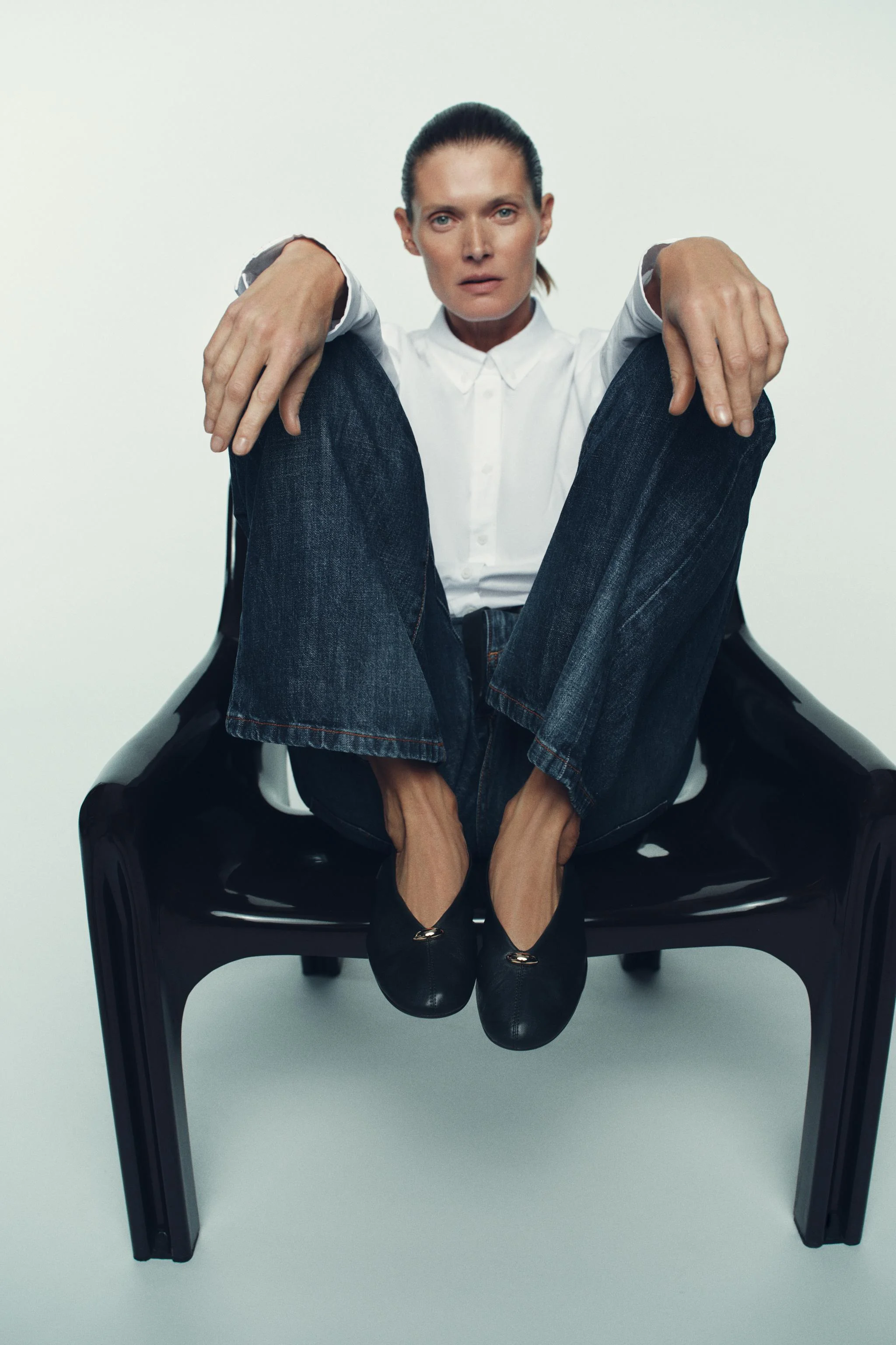 کفش باله تخت چرمی با تزیین کفش باله تخت چرمی با تزیین