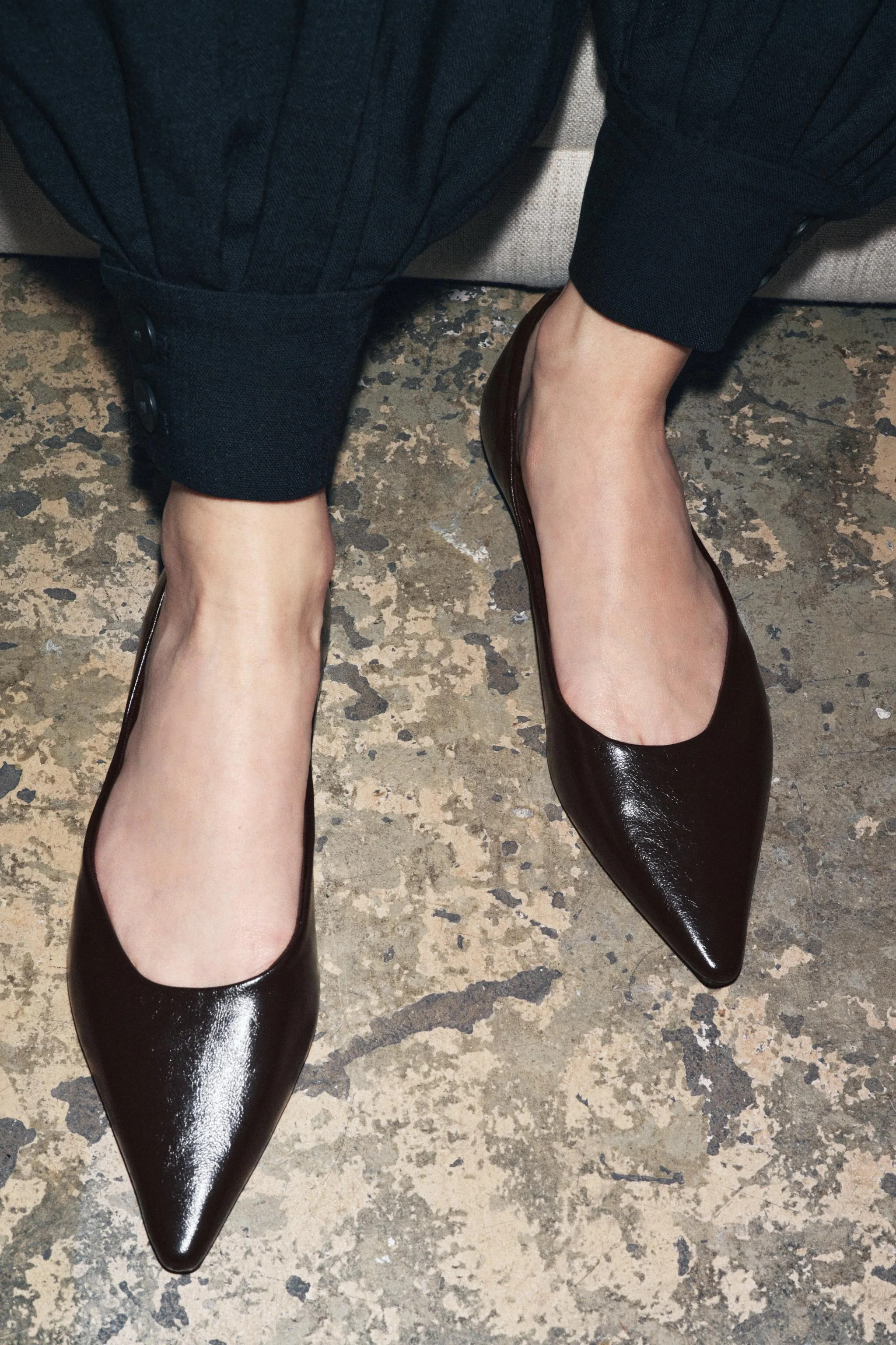 کفش تخت نوک تیز کفش تخت نوک تیز