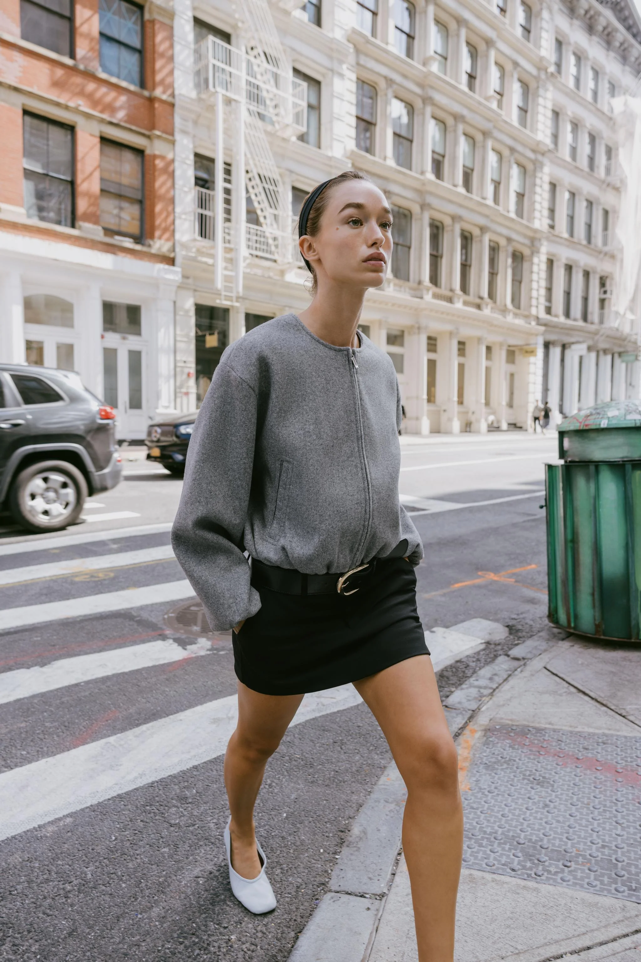 کفش باله چرمی با دوخت تزئینی کفش باله چرمی با دوخت تزئینی