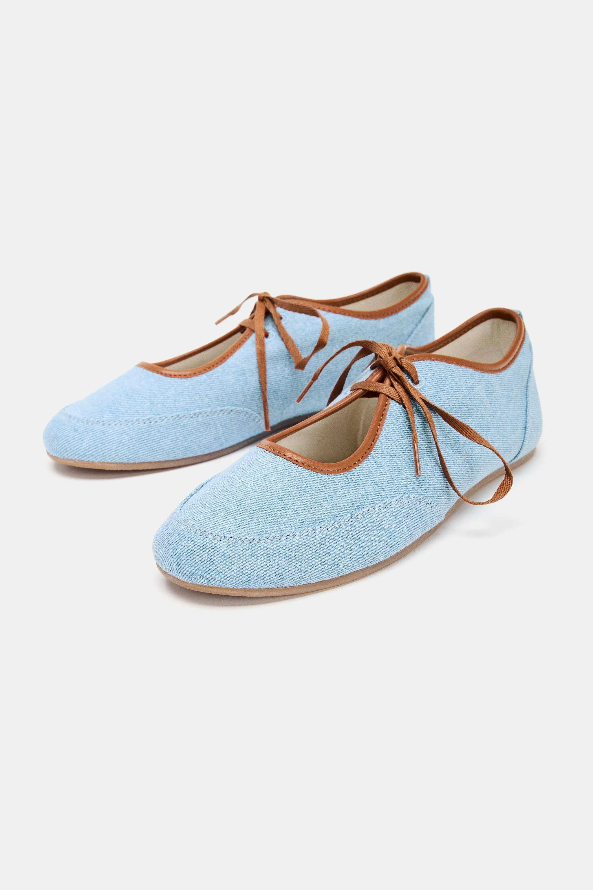 کفش باله طرح جین با پاپیون کفش باله طرح جین با پاپیون