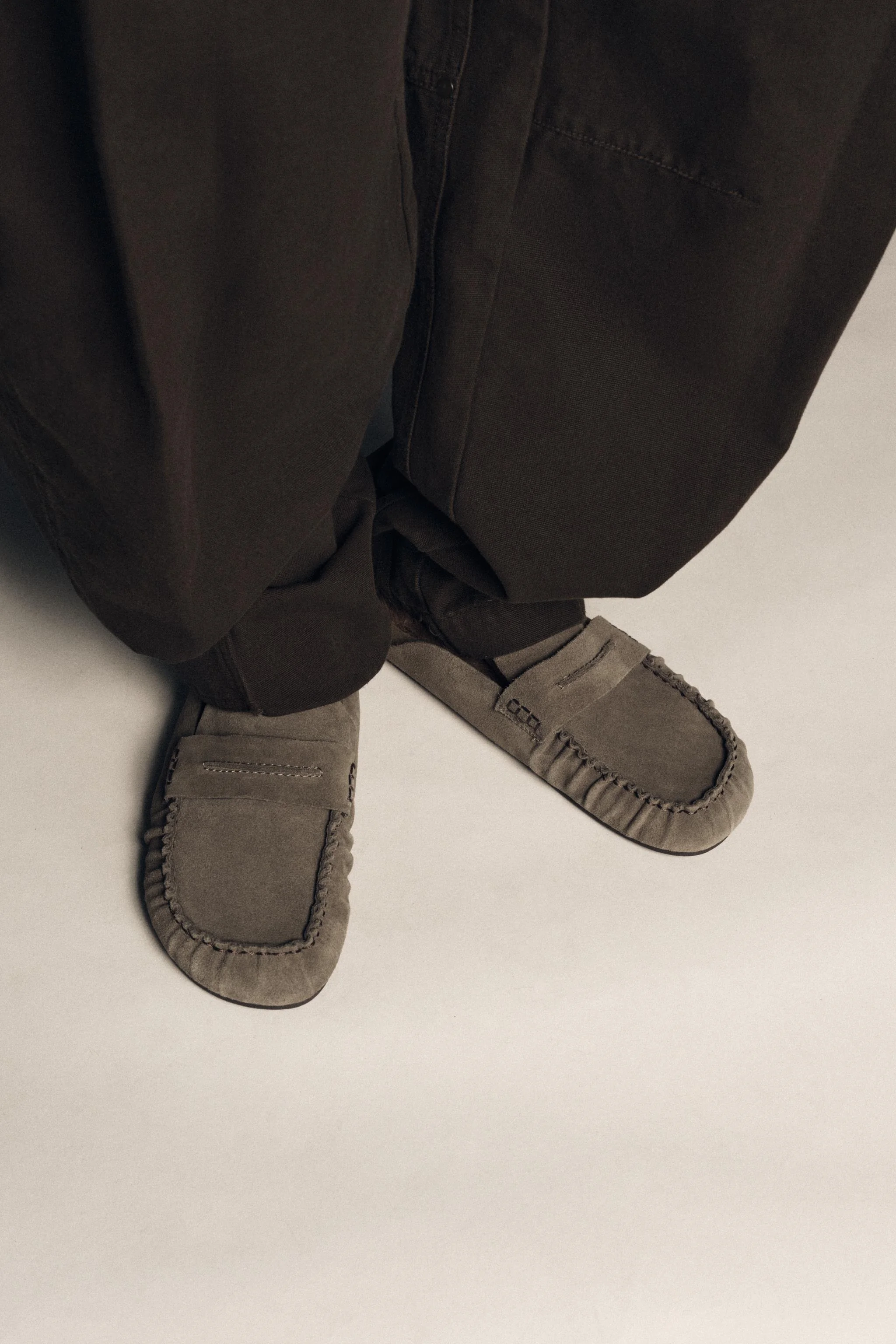 کفش های چرمی پاشنه دار کفش های چرمی پاشنه دار