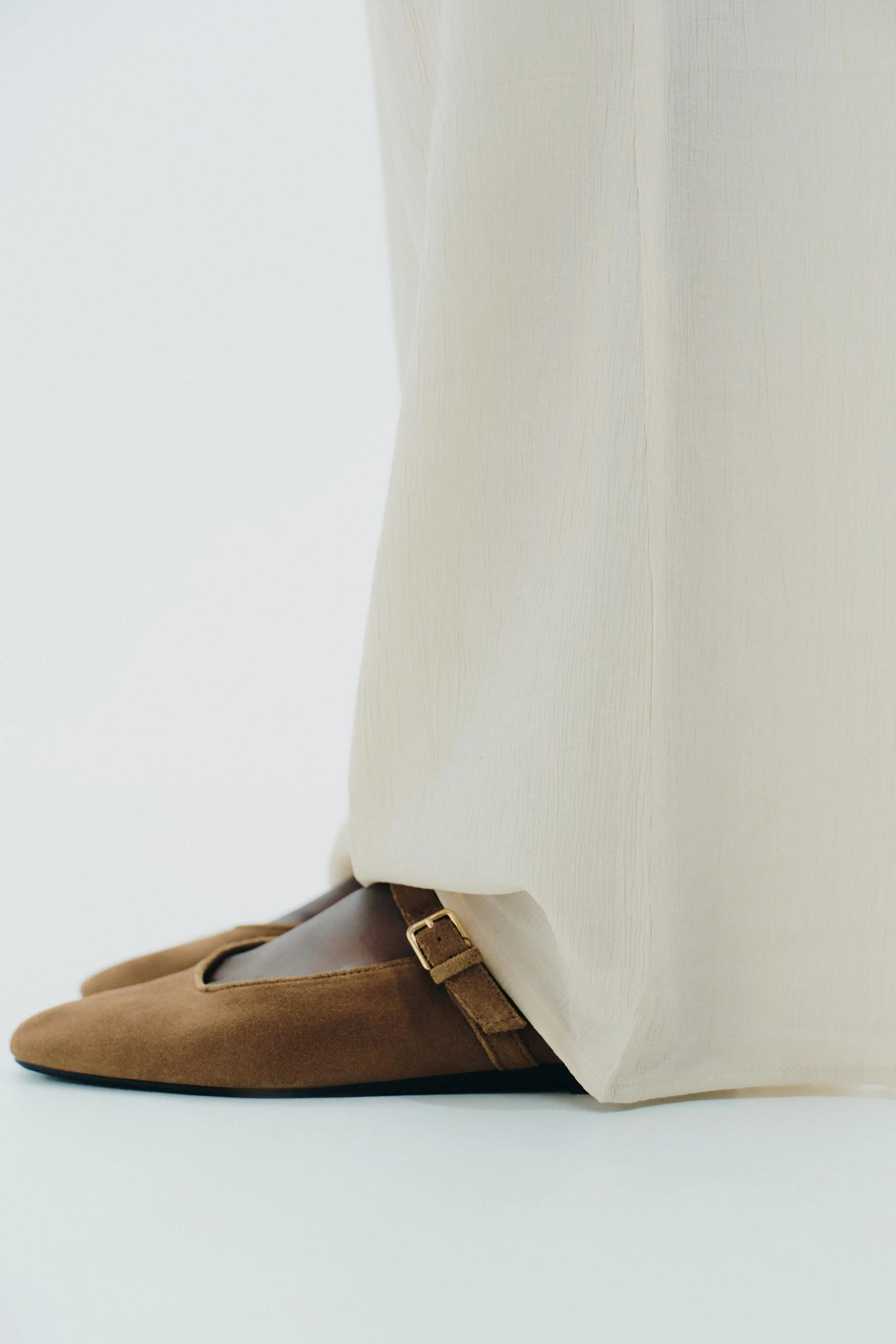 کفش باله تخت از جنس جیر کفش باله تخت از جنس جیر