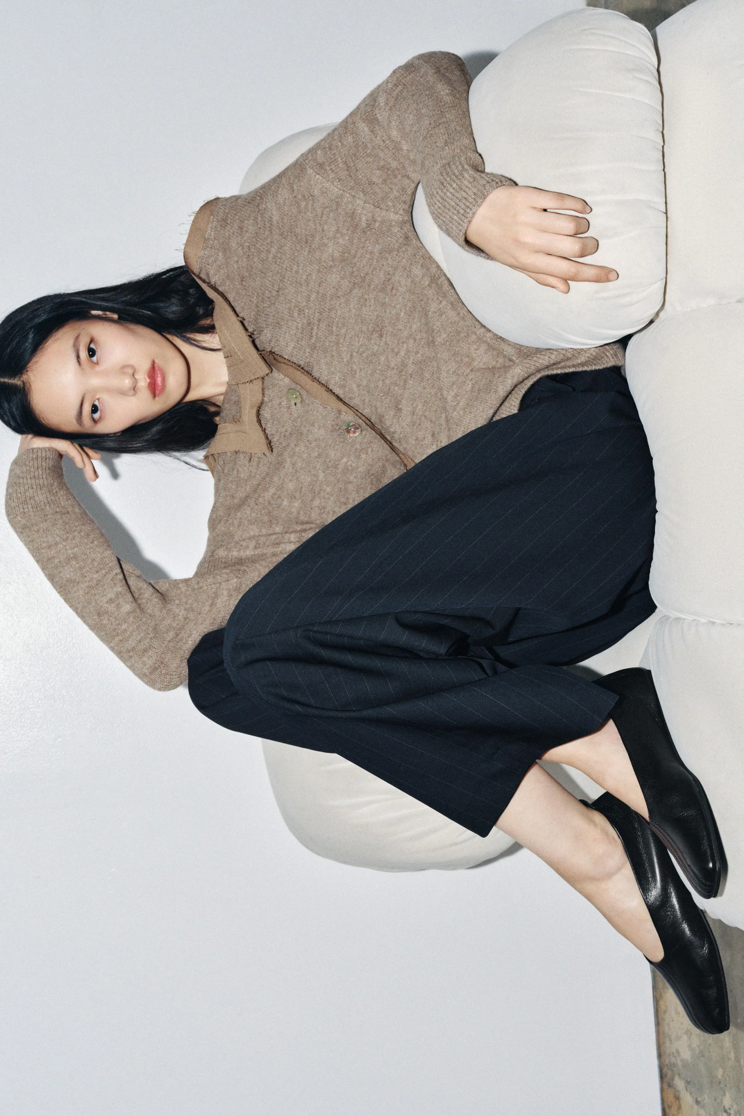 کفش باله چرمی با پنجه مربعی کفش باله چرمی با پنجه مربعی