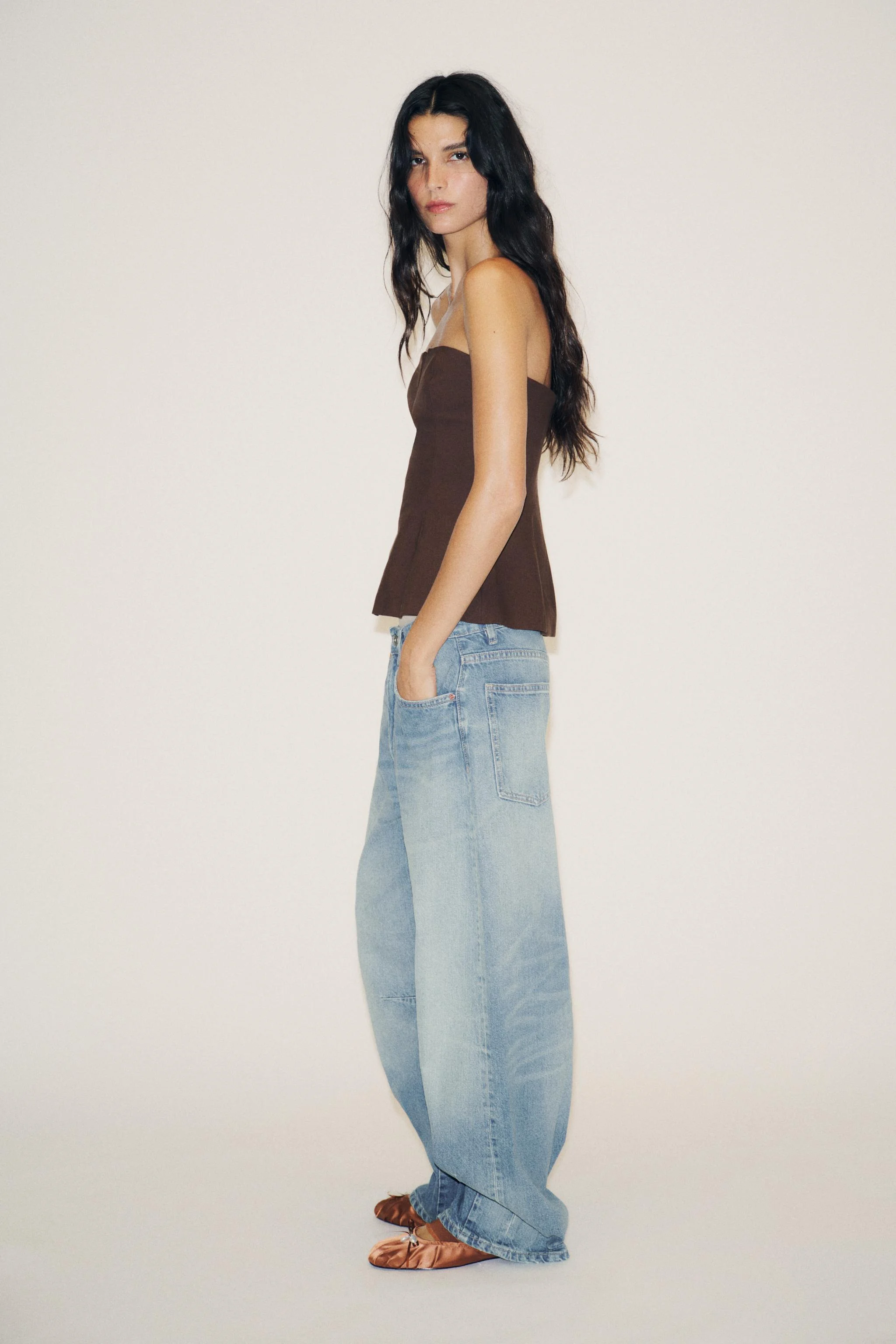 کفش های اسلینگ بک با افکت ساتن کفش های اسلینگ بک با افکت ساتن