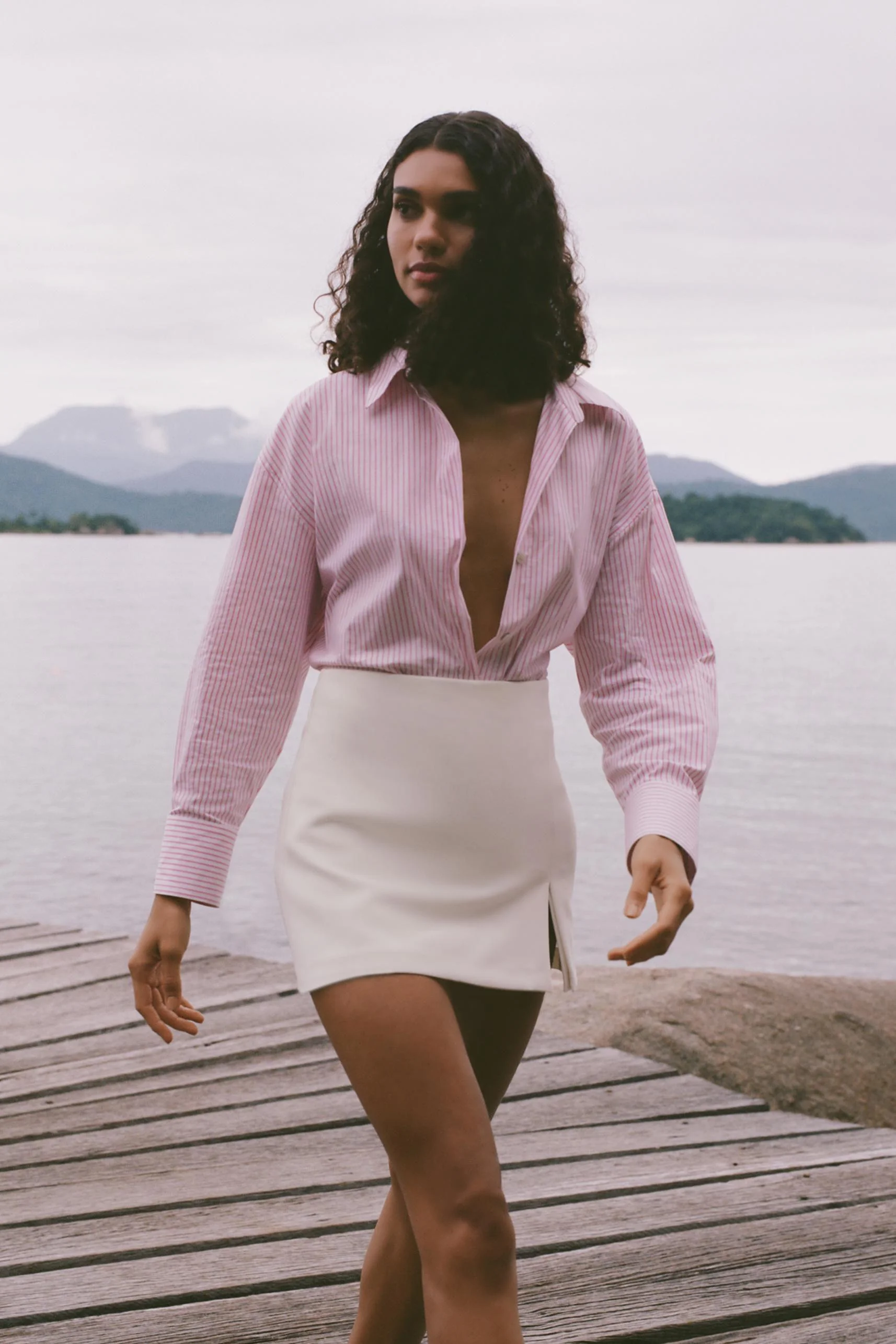 پیراهن راه راه پاپلین با نخ متالیک پیراهن راه راه پاپلین با نخ متالیک