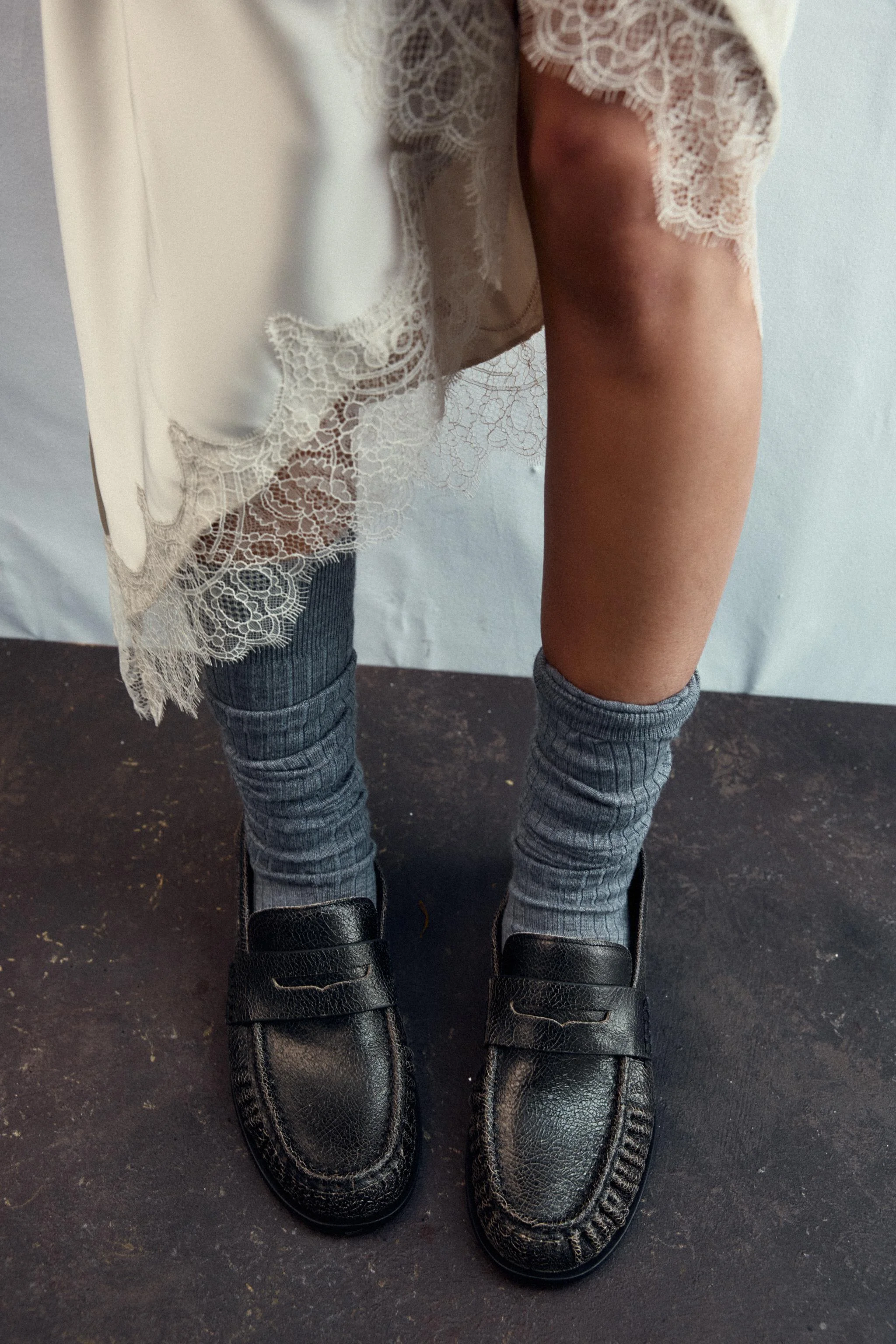 کفش کالج چرمی طرح کهنه کفش کالج چرمی طرح کهنه