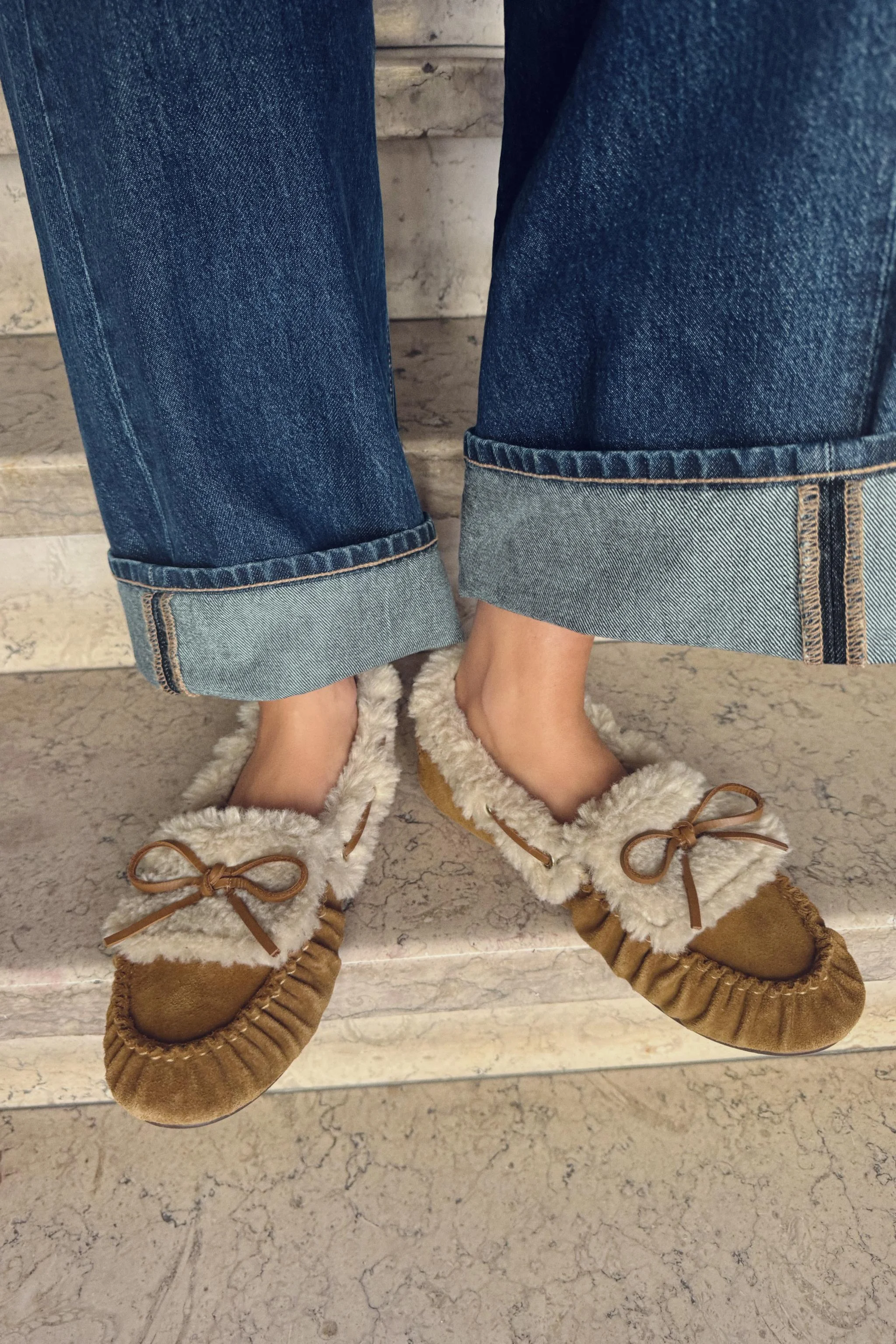 کفش کالج جیر دو تکه کفش کالج جیر دو تکه