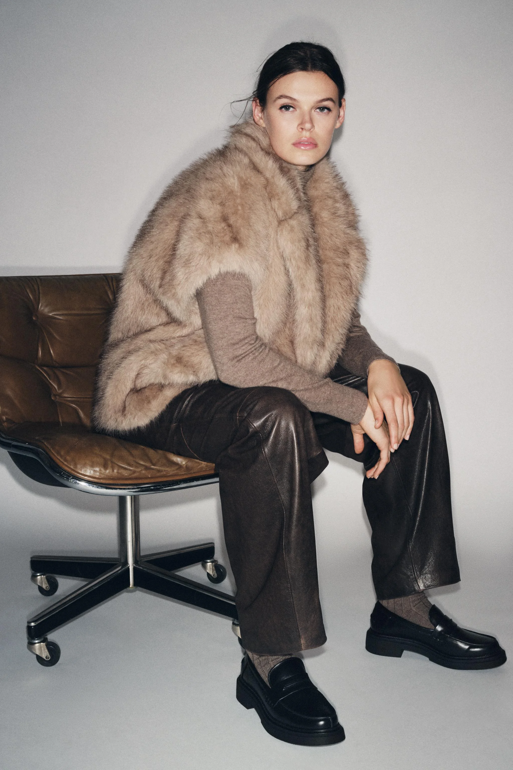 کفش کالج تخت کفش کالج تخت