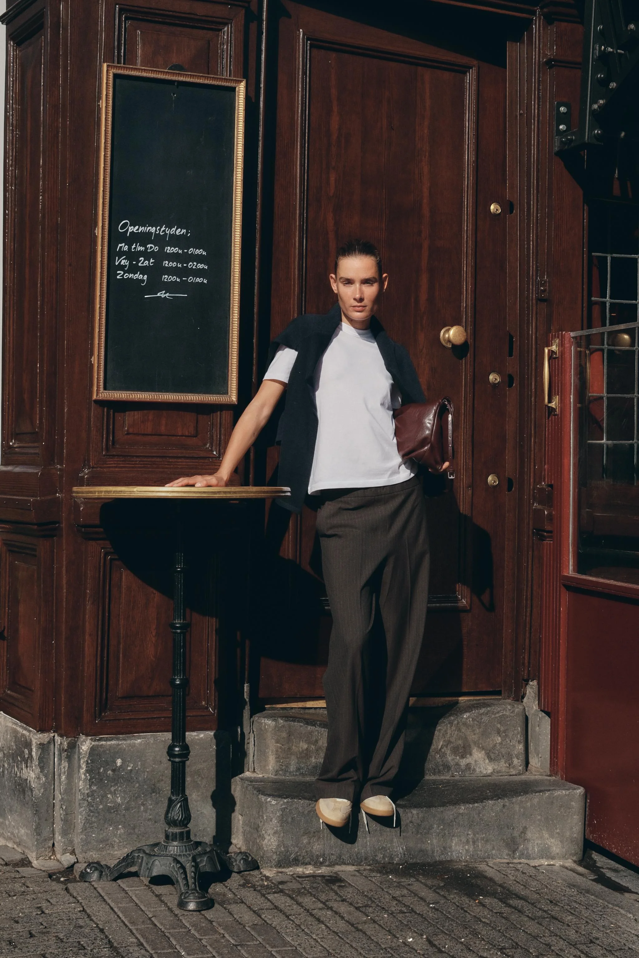 کفش ورزشی رنگی