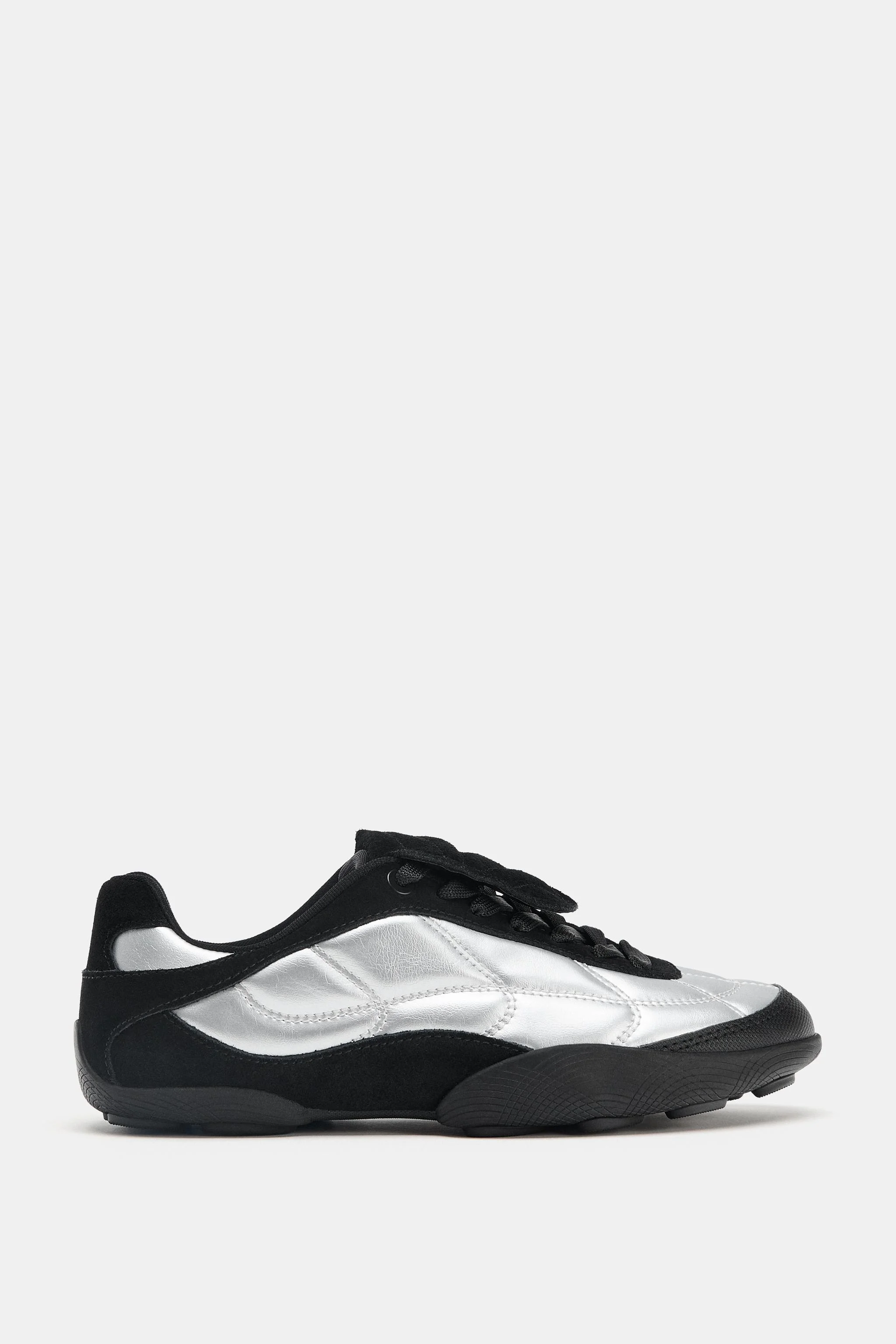 کفش ورزشی متالیک کفش ورزشی متالیک