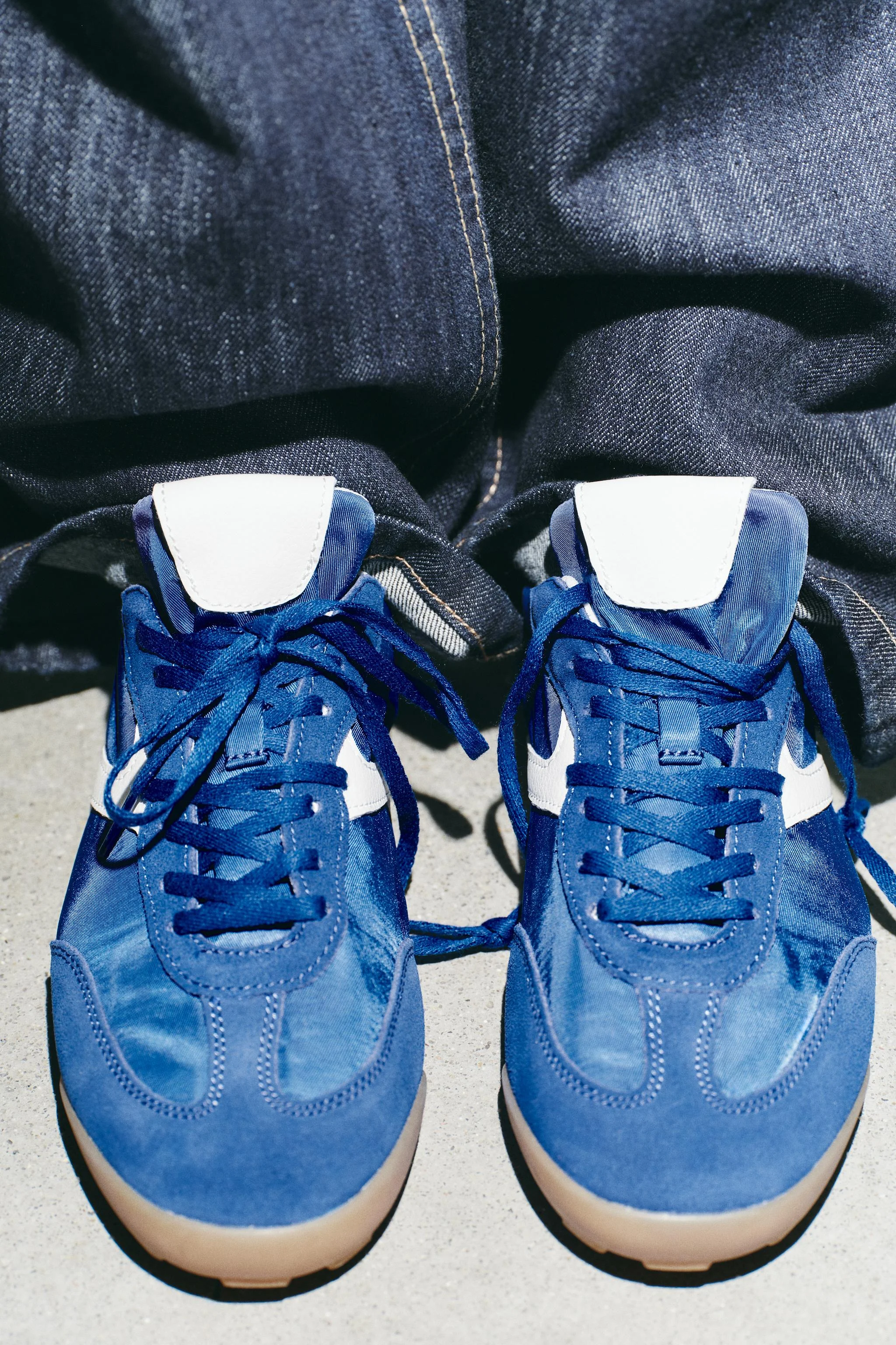 کفش های ورزشی نرم مخصوص دویدن کفش های ورزشی نرم مخصوص دویدن