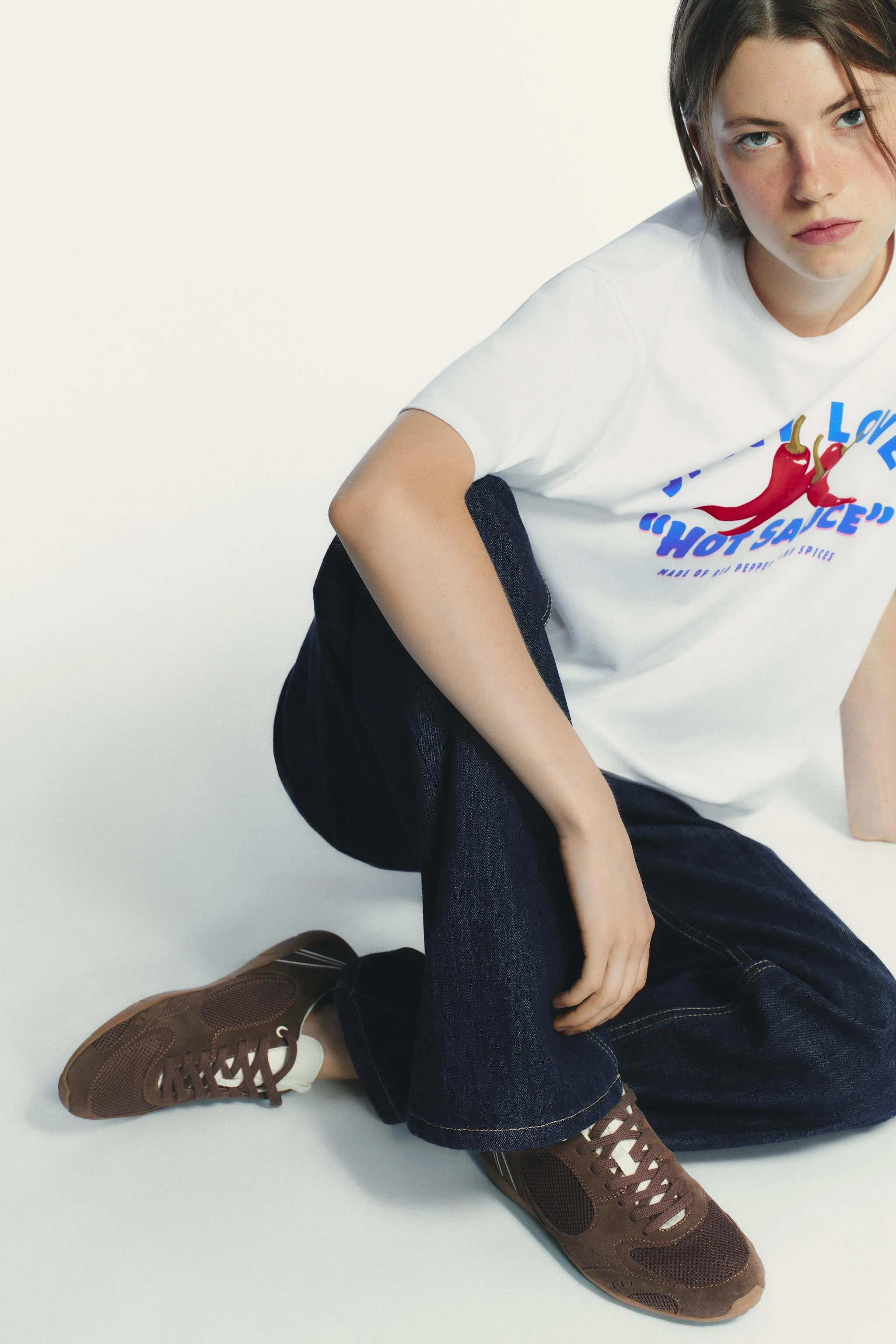 کفش ورزشی رنگی کفش ورزشی رنگی