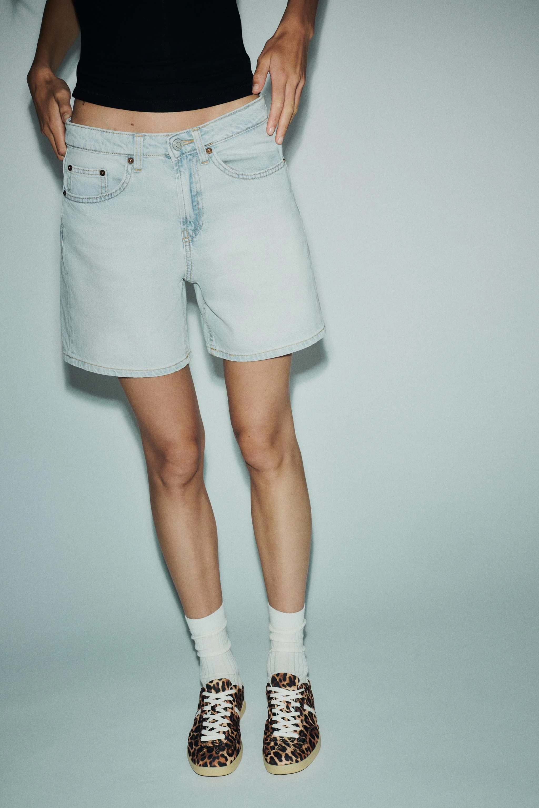 کفش ورزشی با طرح حیوانات کفش ورزشی با طرح حیوانات