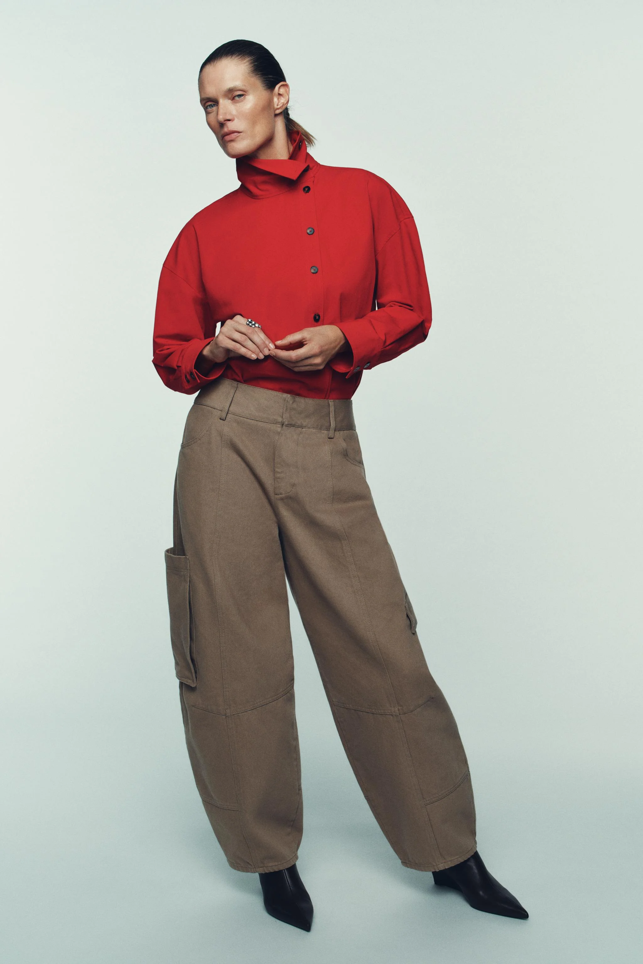 شومیز یقه ایستاده مدل رَپ