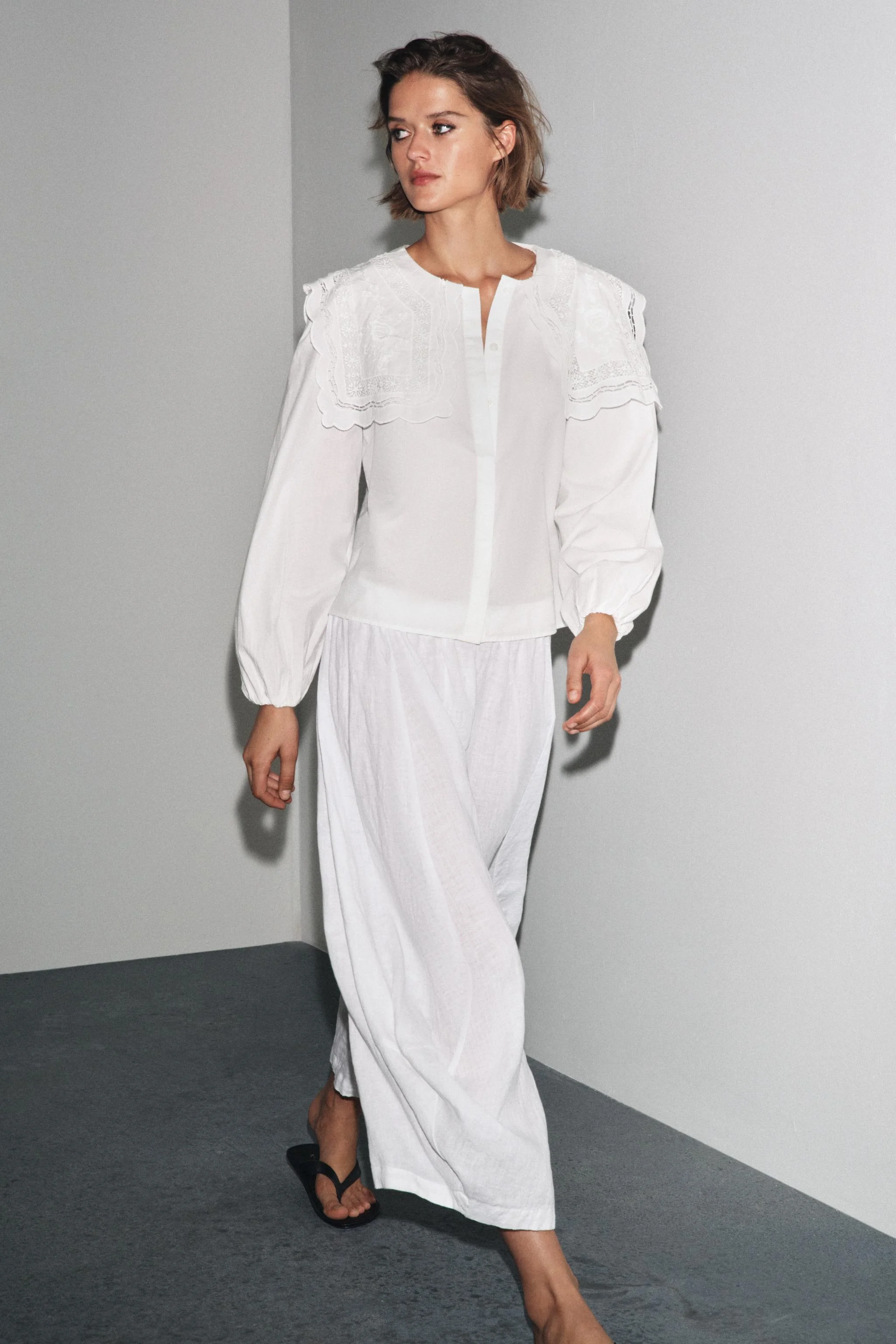 پیراهن پاپلین یقه گلدوزی شده ZW COLLECTION