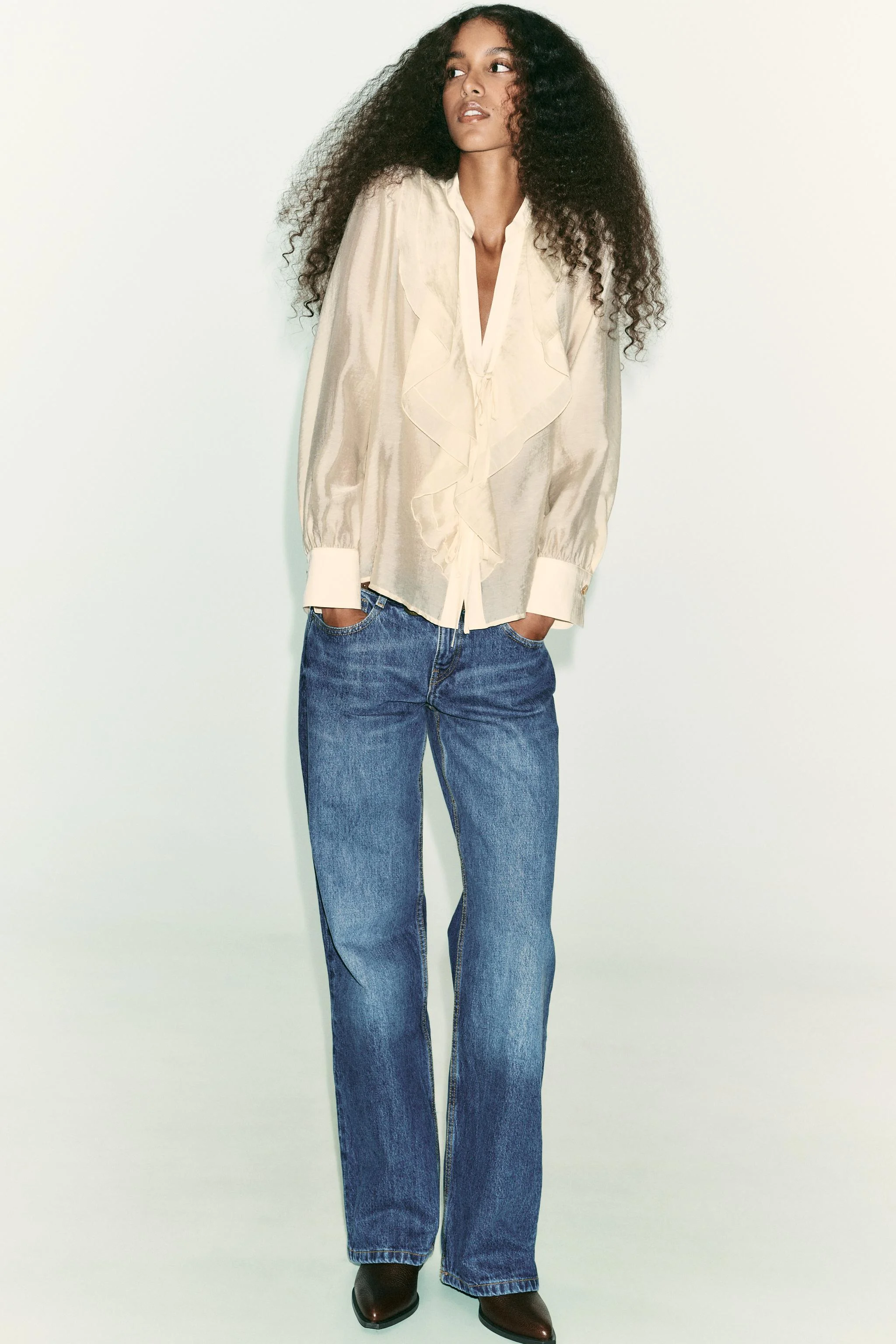 بلوز چین‌دار با بند