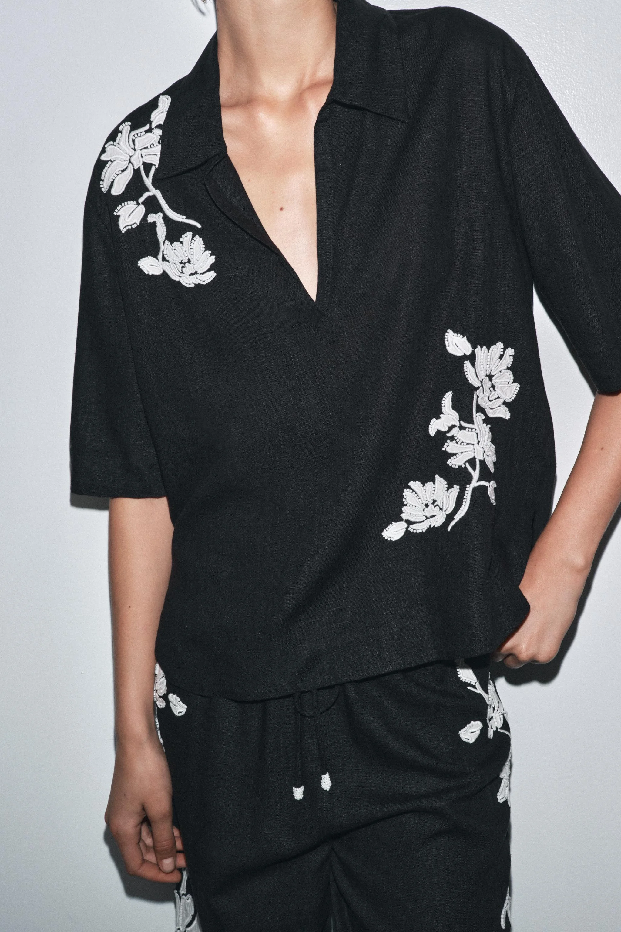 پیراهن گلدوزی شده با منجوق ZW COLLECTION