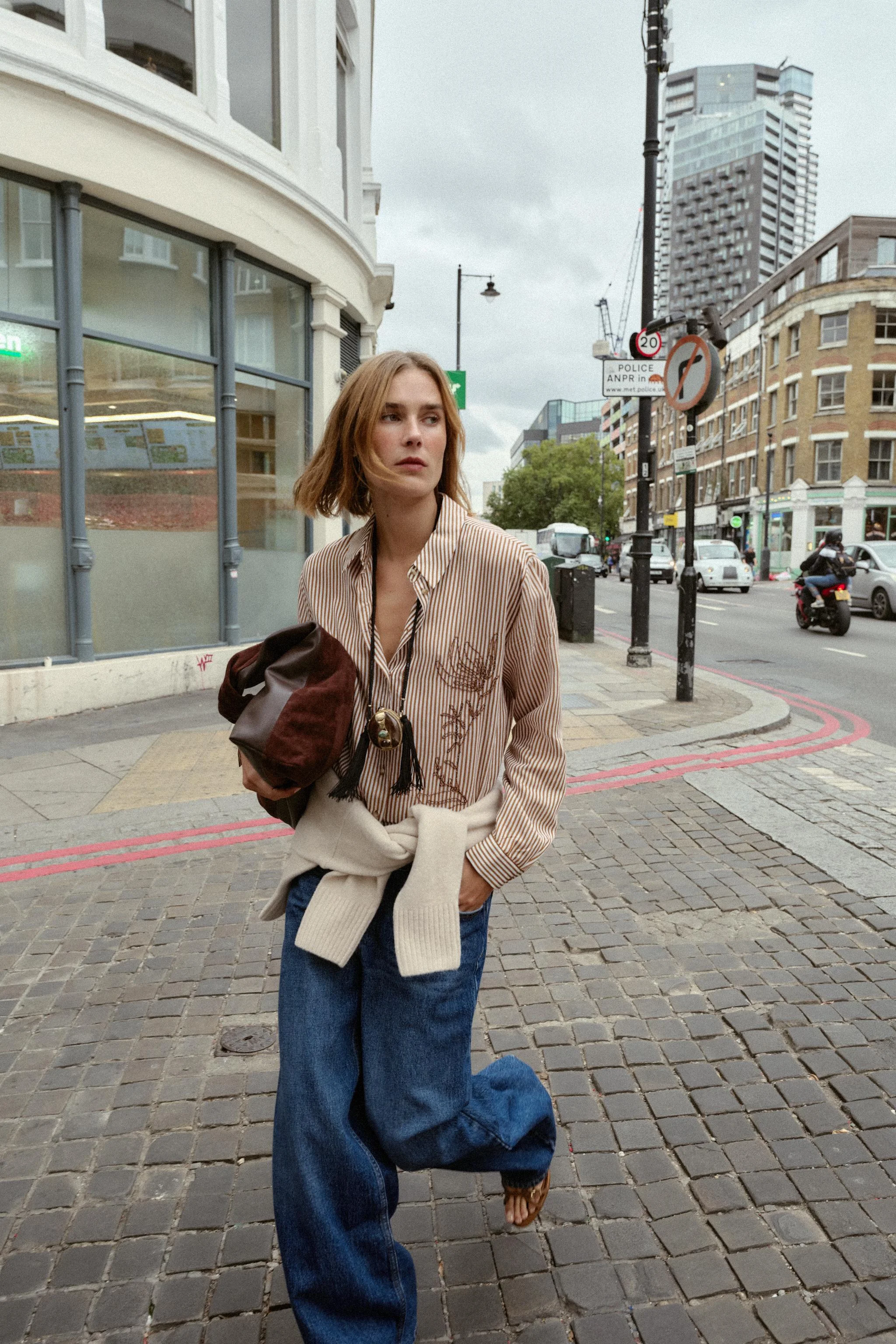 پیراهن راه راه گلدوزی شده با منجوق