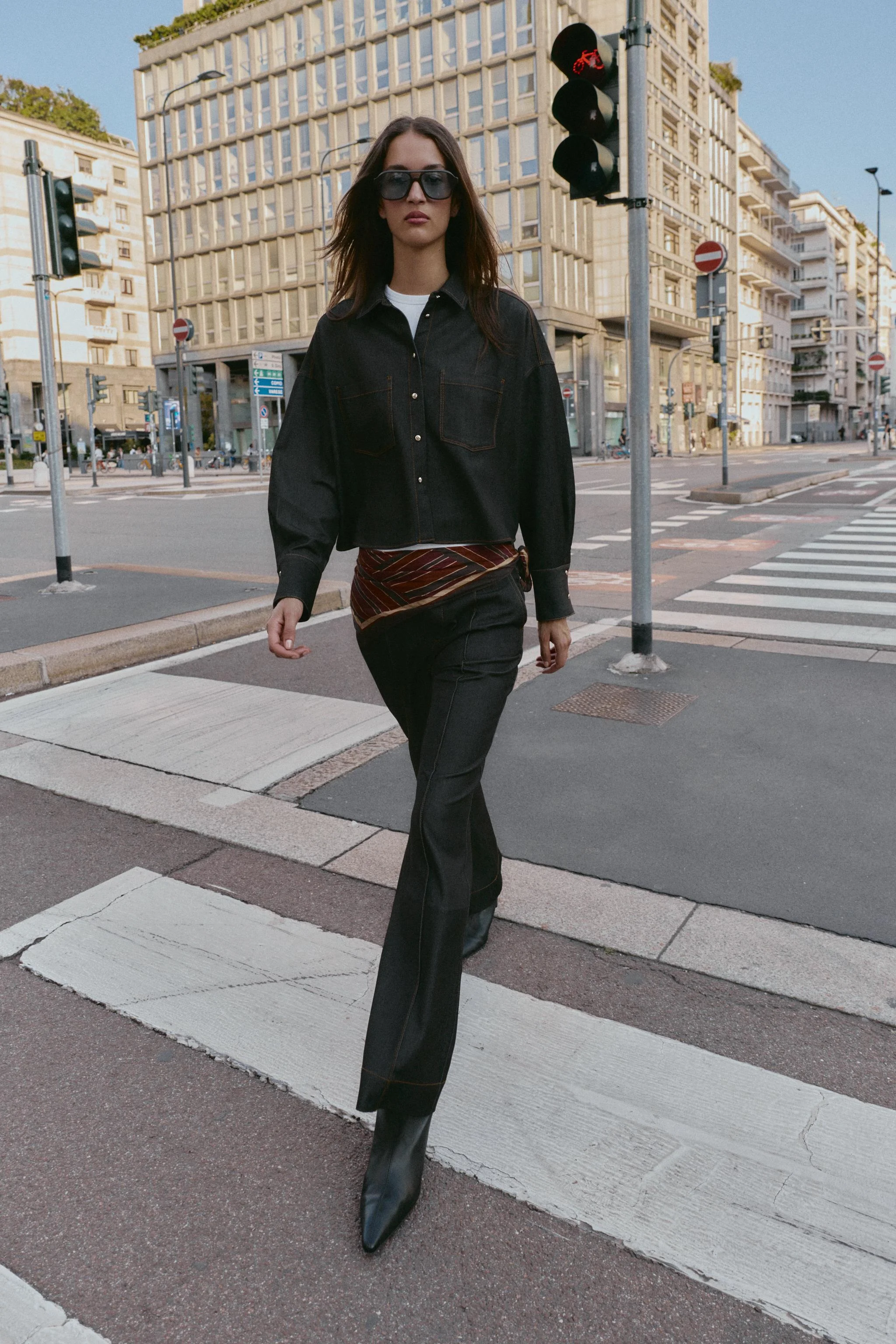 پیراهن اورسایز با دوخت متضاد