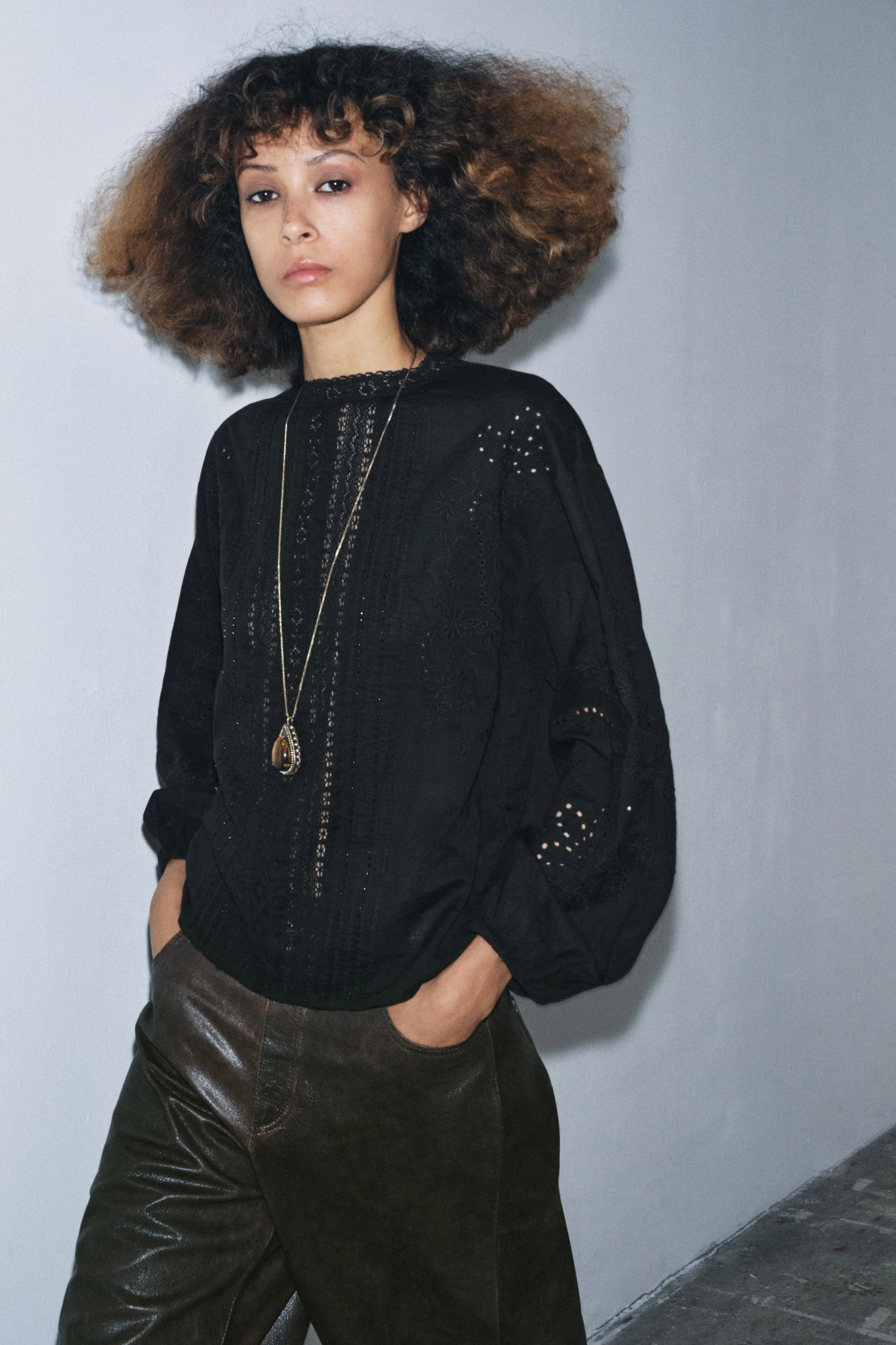 پیراهن گلدوزی شده ZW COLLECTION با تزیینات گیپور