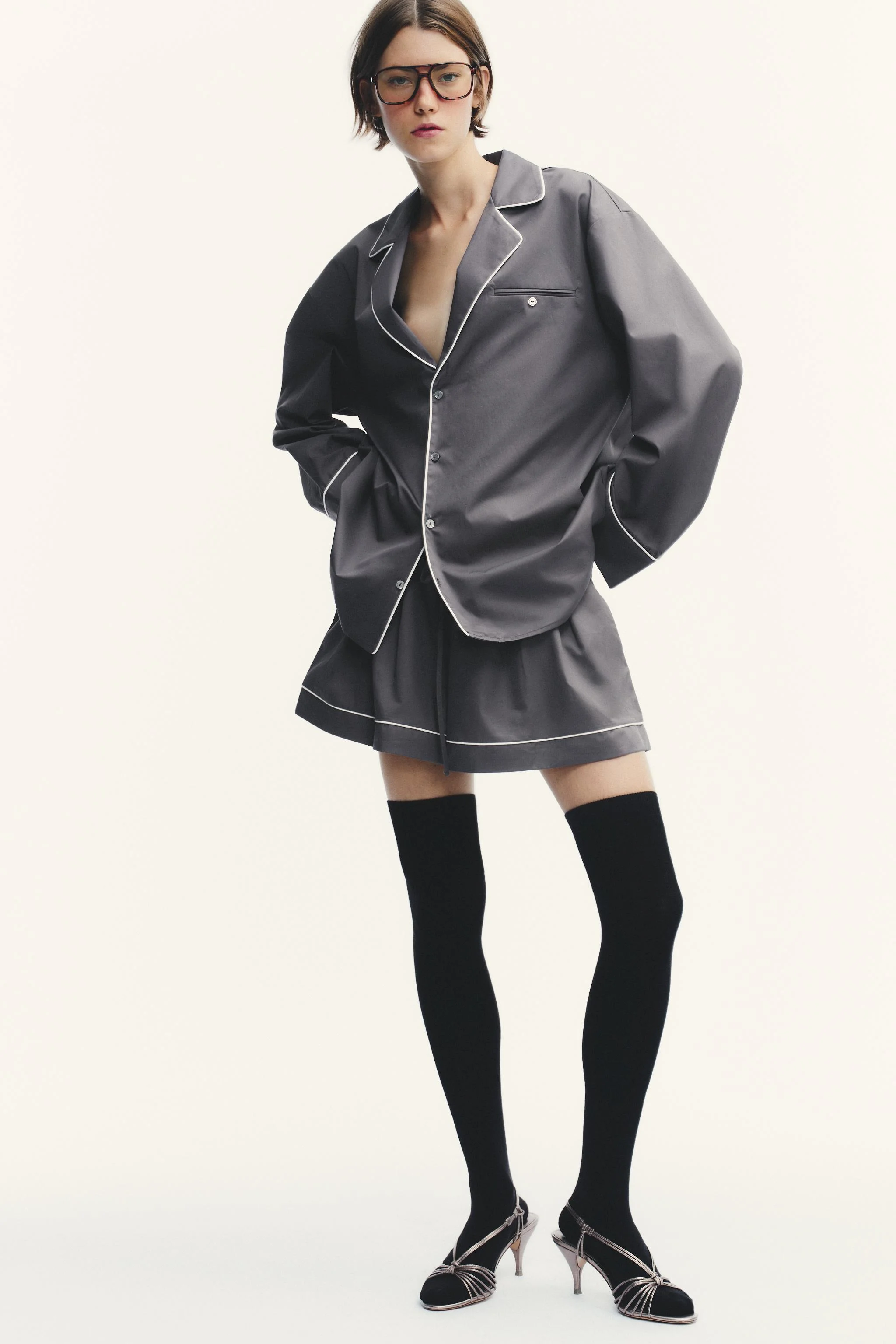 پیراهن پاپلین با تزیین لبه دوزی