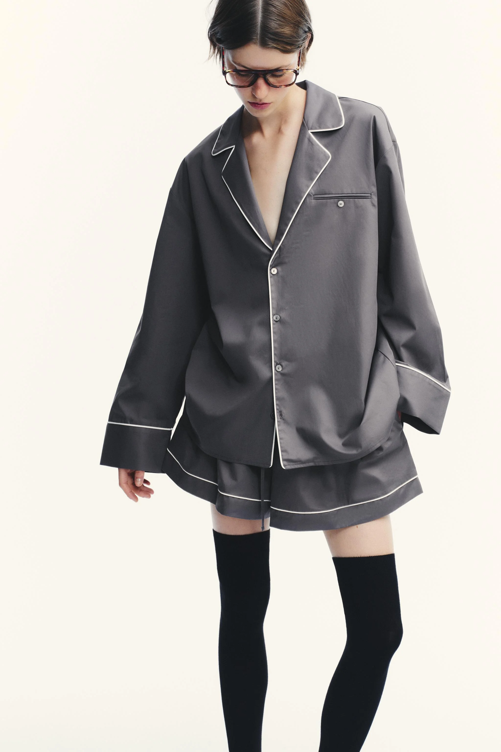 پیراهن پاپلین با تزیین لبه دوزی