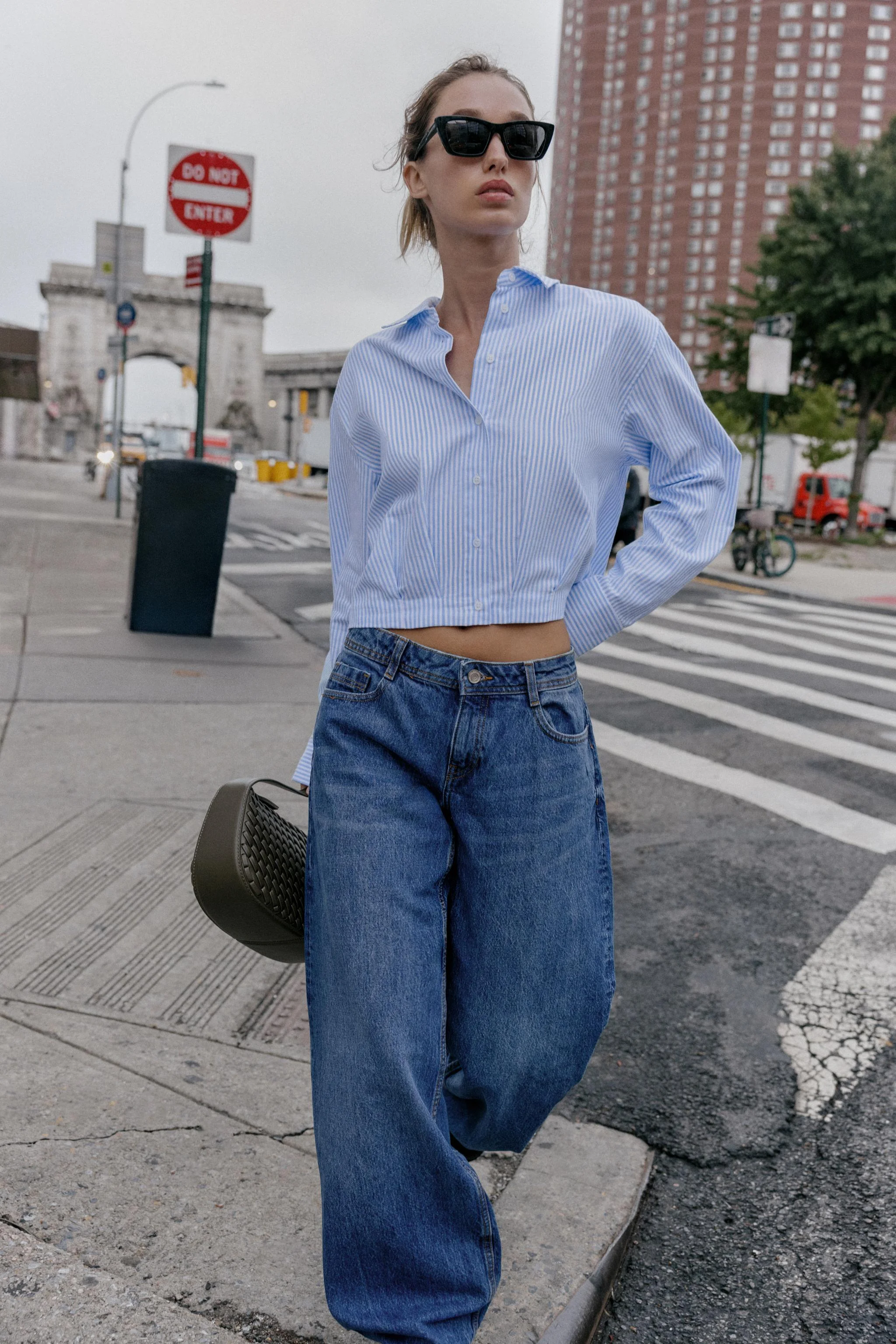 شومیز آکسفورد راه راه کوتاه با کمر پلیسه دار