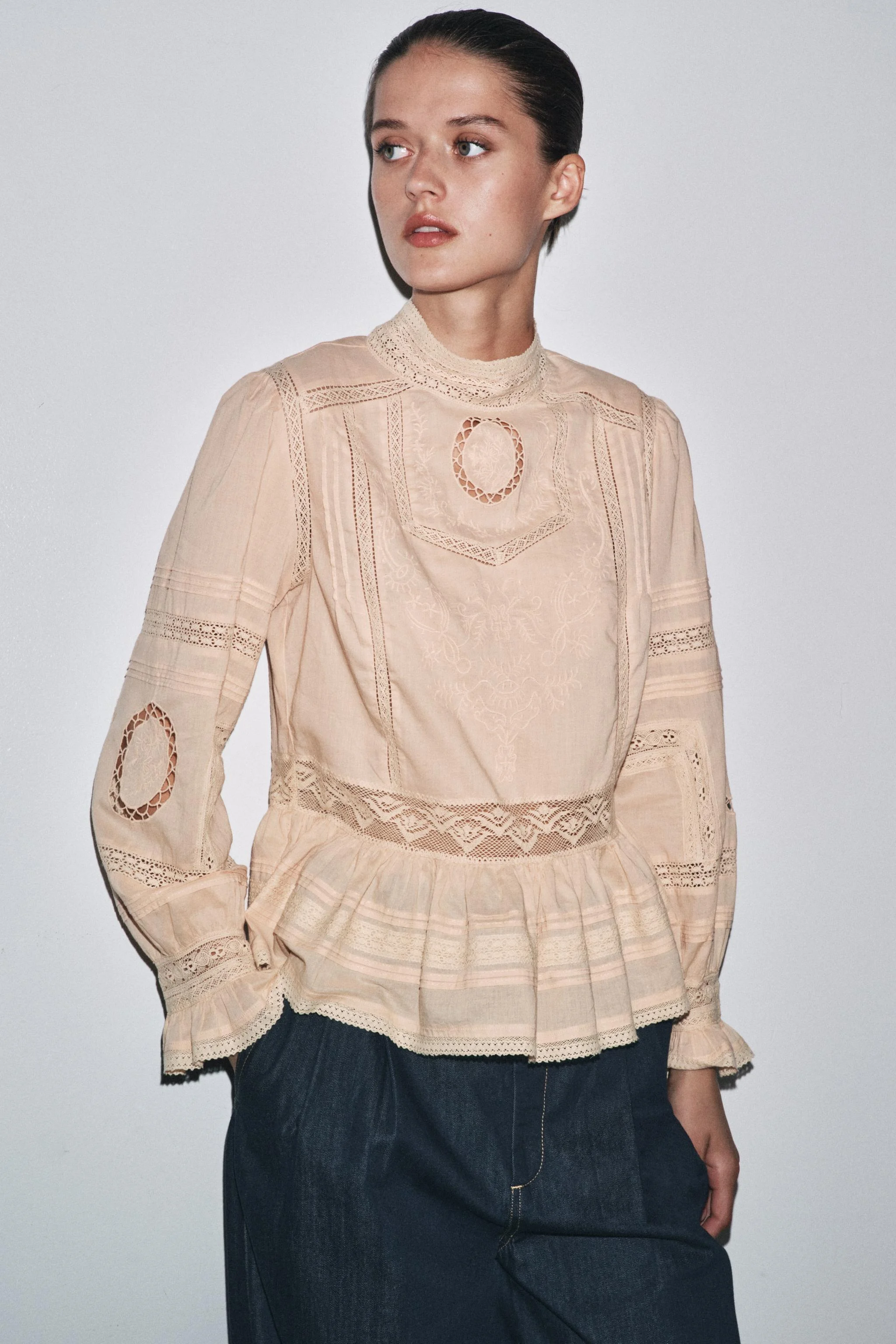 پیراهن رمانتیک گلدوزی شده ZW COLLECTION